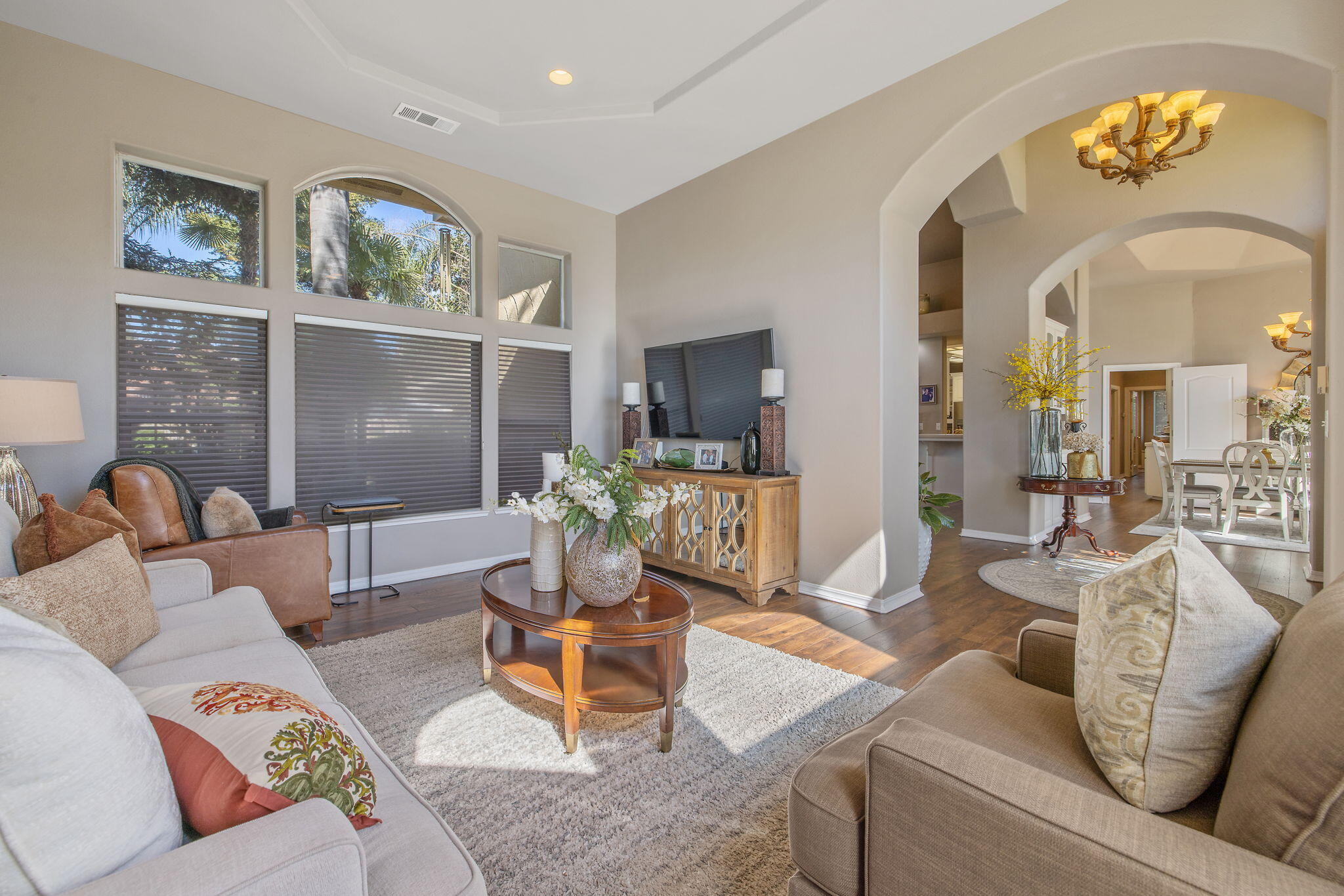 6614 W Vassar Ave, Visalia, CA 93277