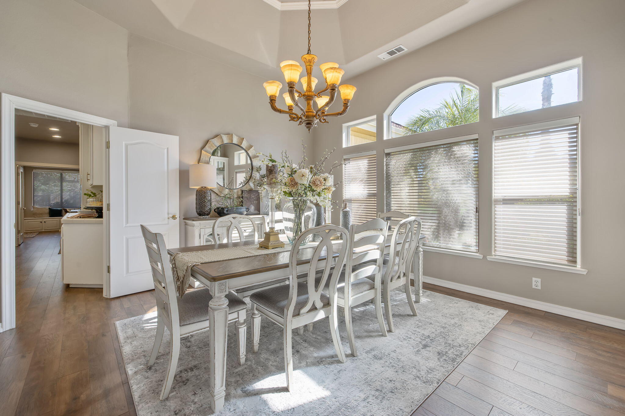 6614 W Vassar Ave, Visalia, CA 93277