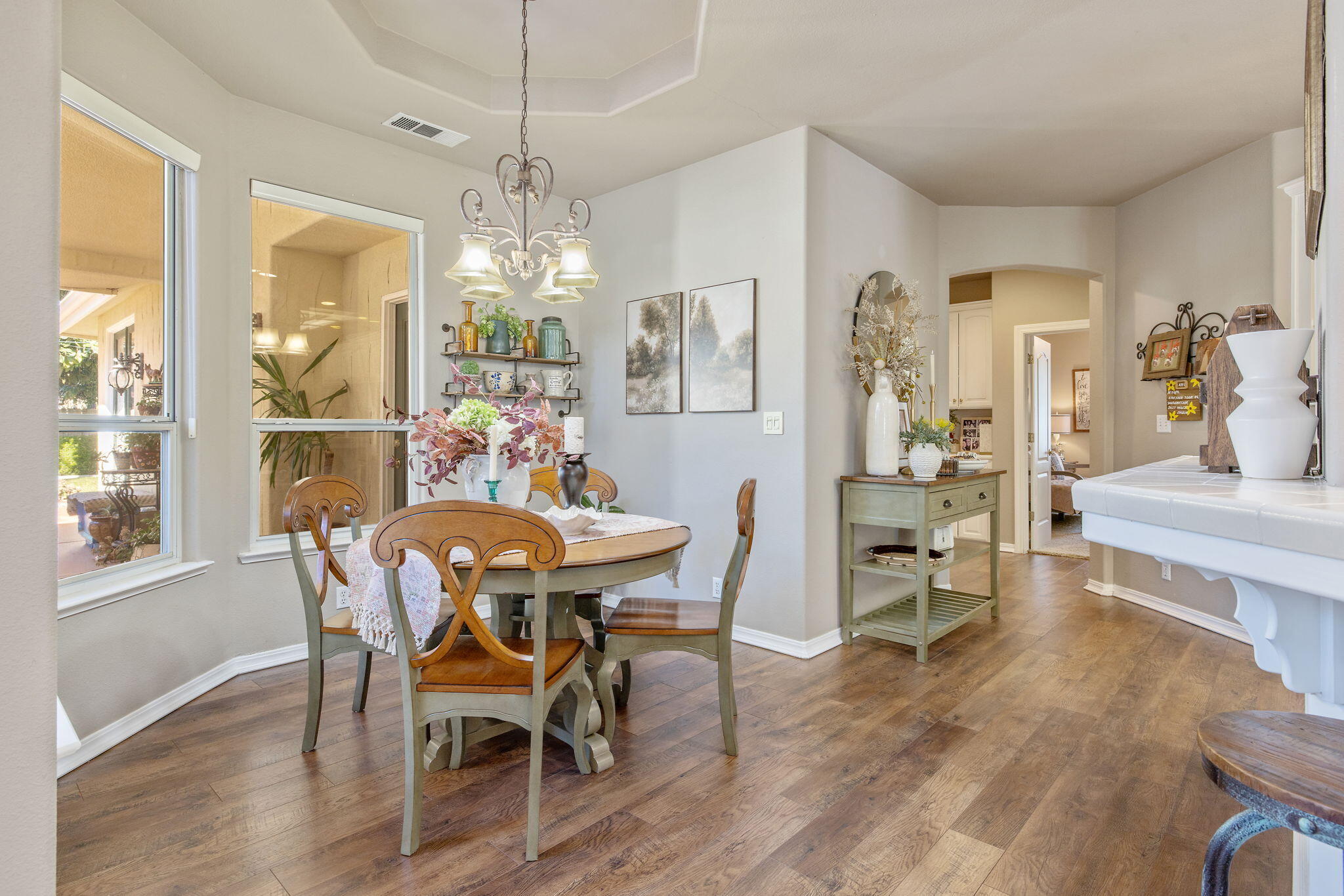 6614 W Vassar Ave, Visalia, CA 93277