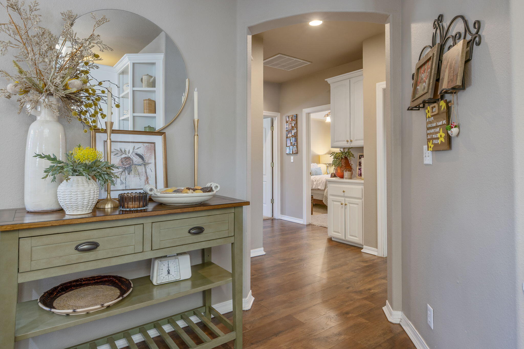 6614 W Vassar Ave, Visalia, CA 93277