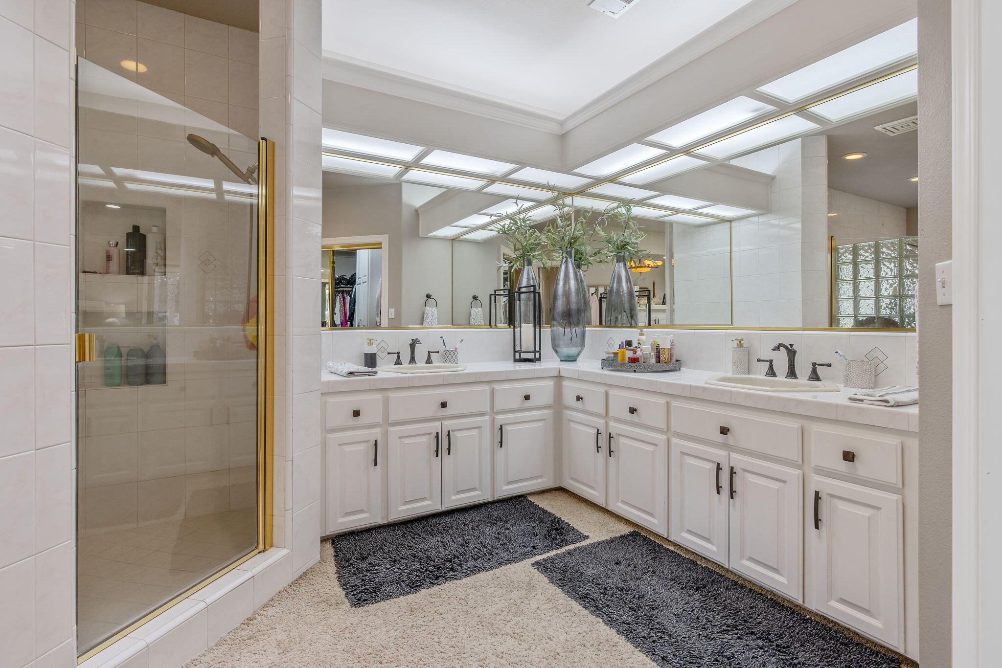 6614 W Vassar Ave, Visalia, CA 93277