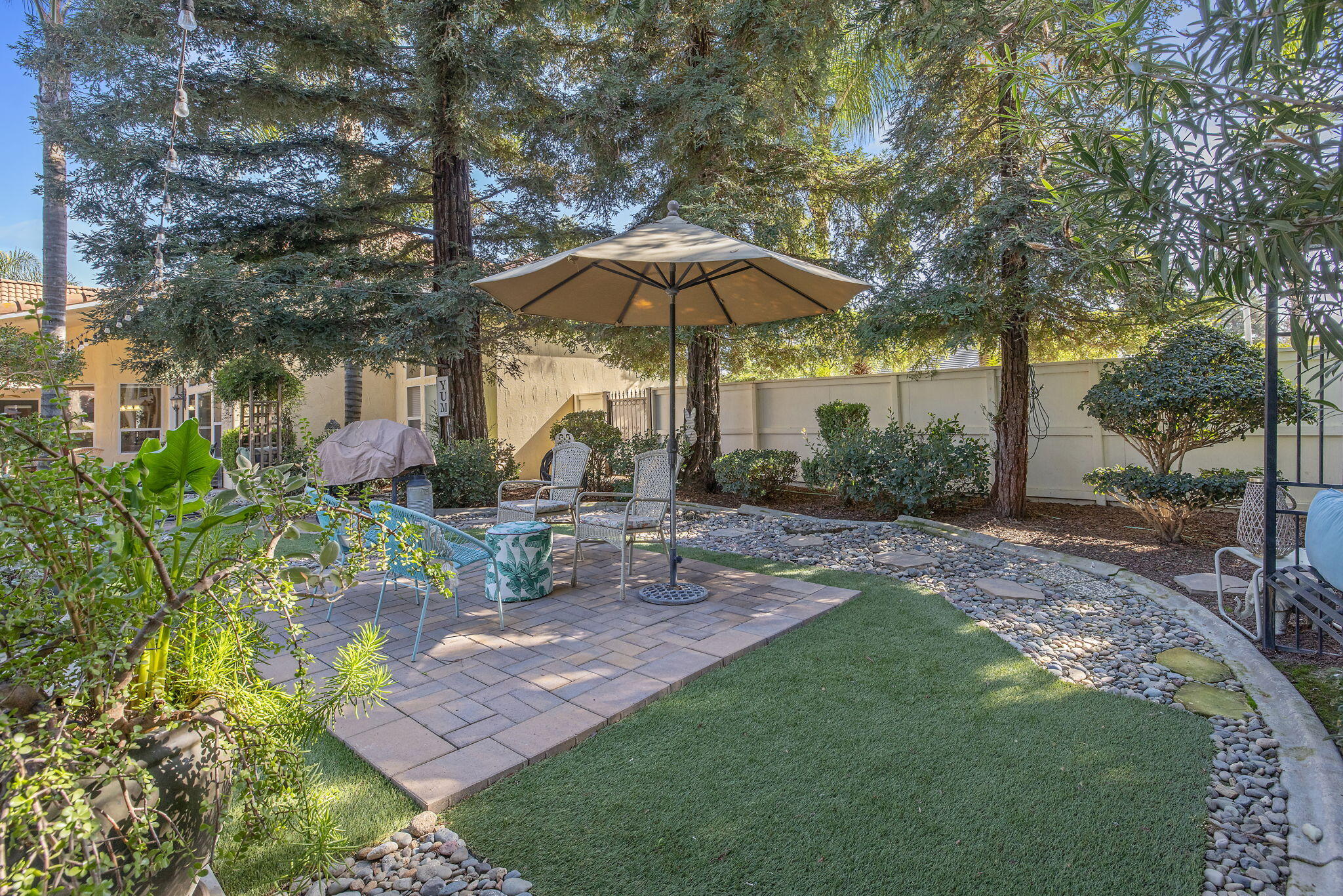 6614 W Vassar Ave, Visalia, CA 93277