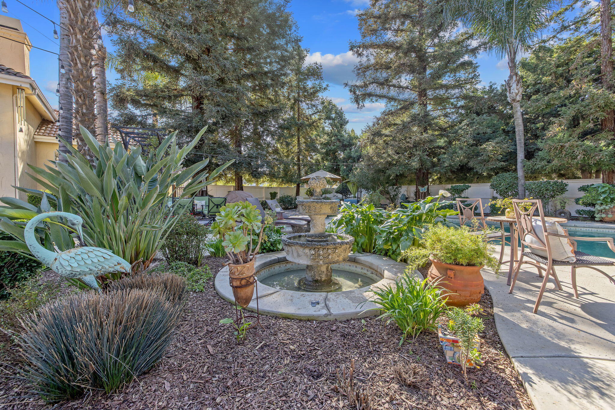 6614 W Vassar Ave, Visalia, CA 93277