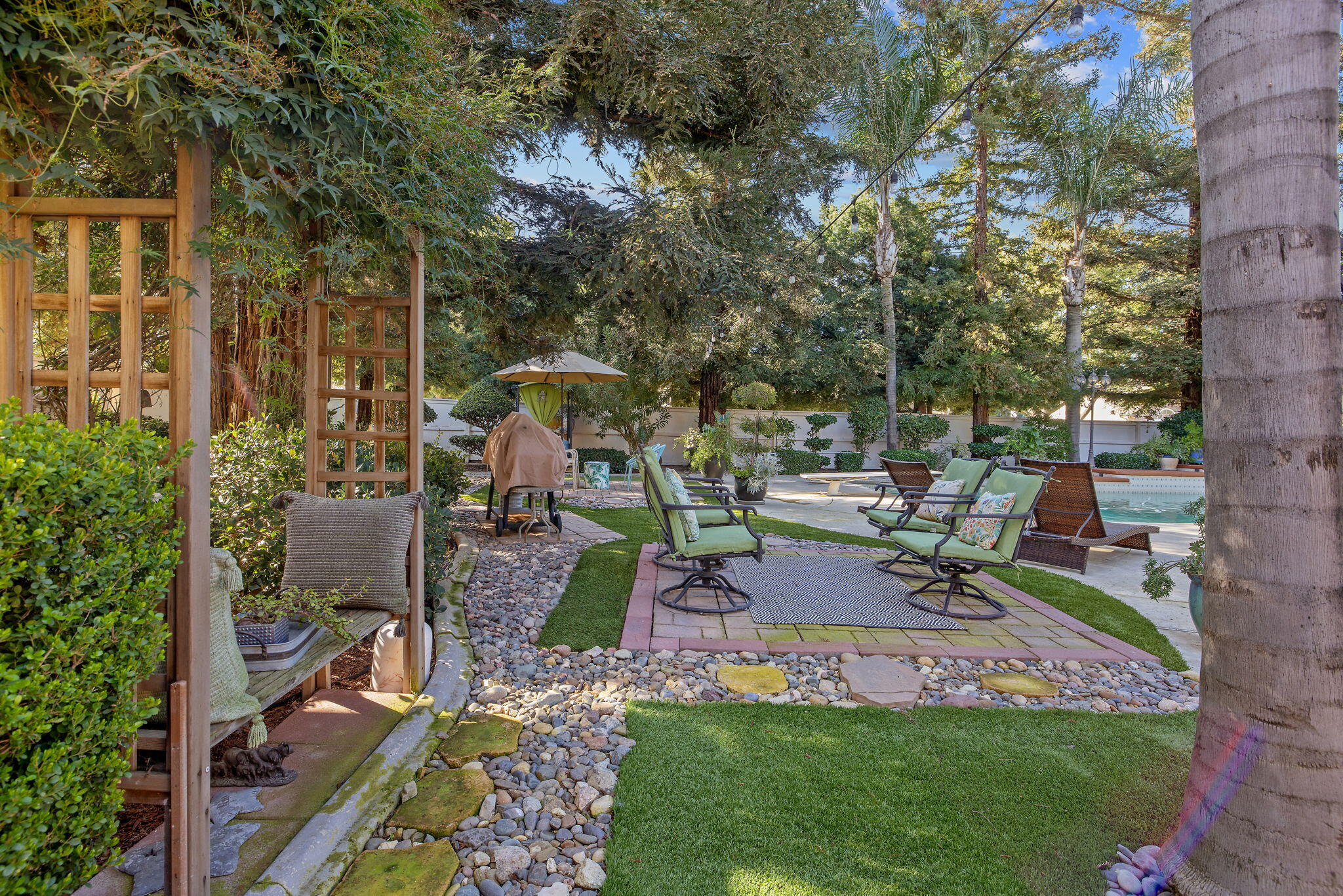 6614 W Vassar Ave, Visalia, CA 93277