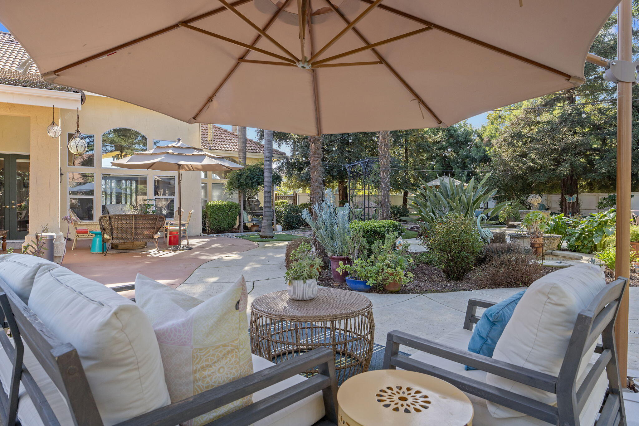 6614 W Vassar Ave, Visalia, CA 93277