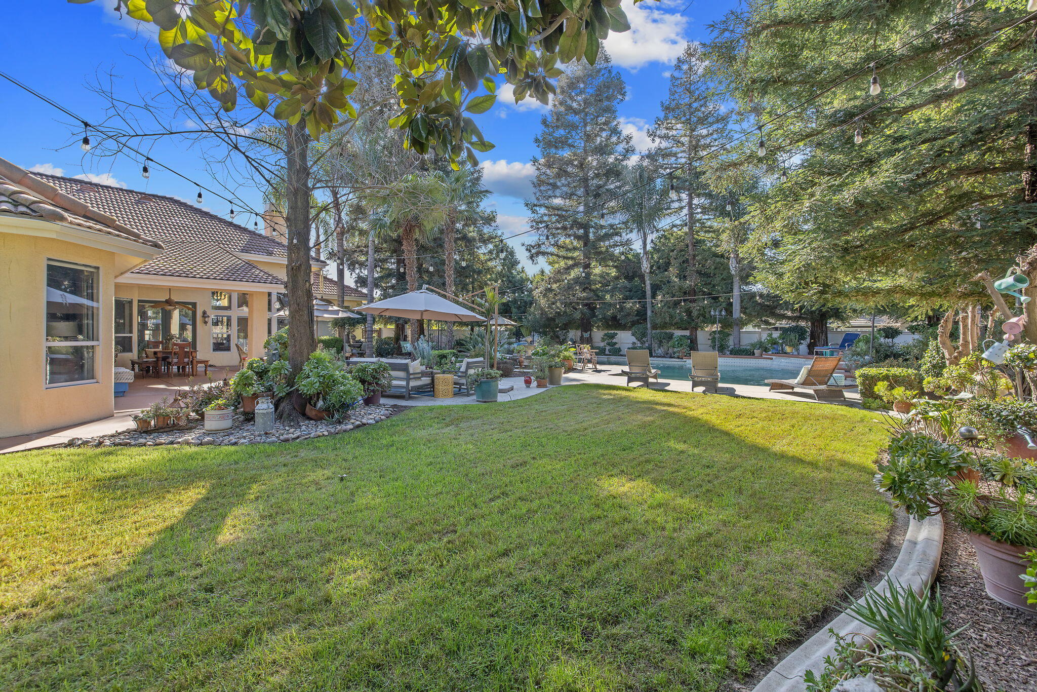 6614 W Vassar Ave, Visalia, CA 93277