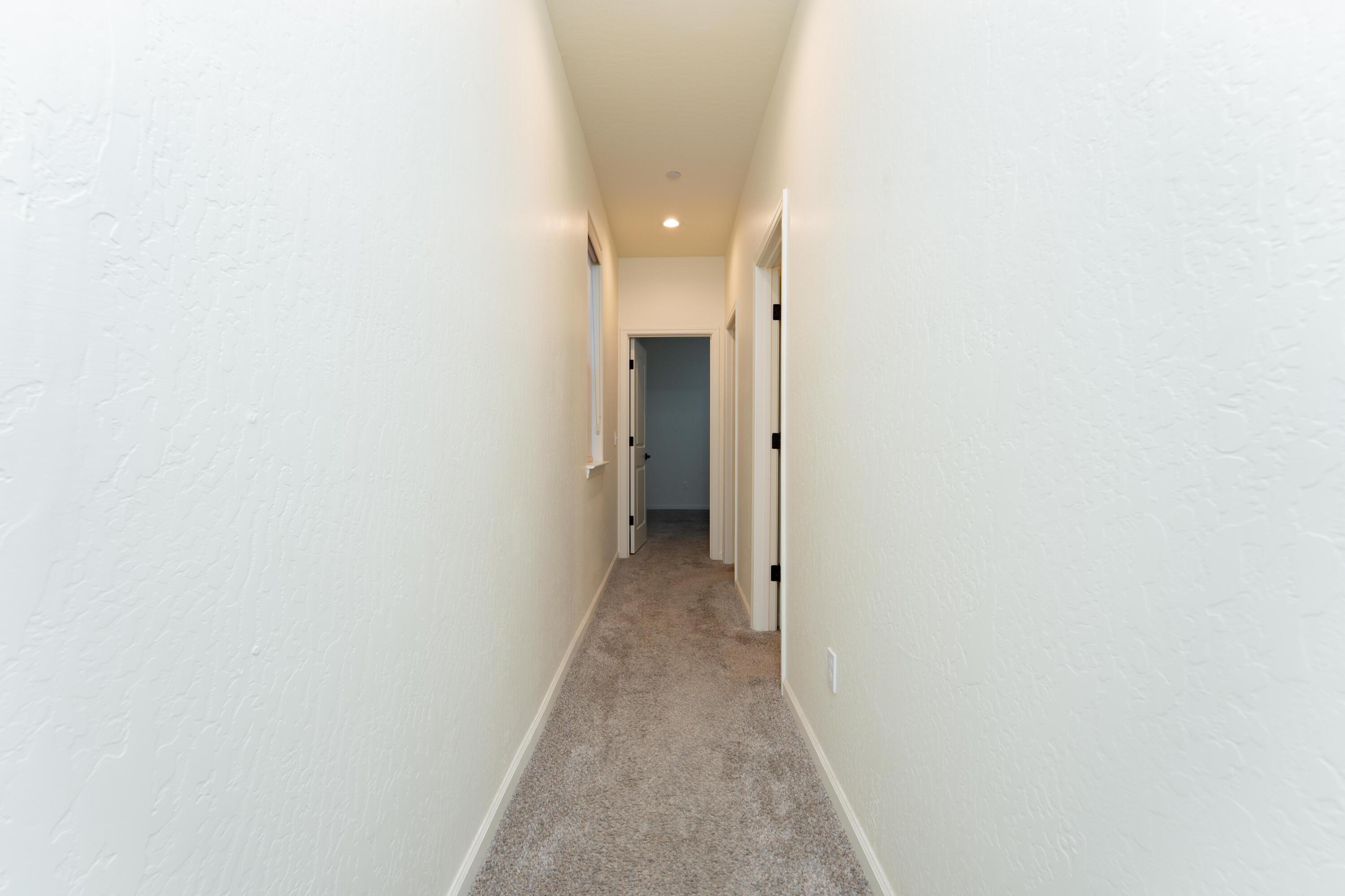 2241 E Monte Verde Ct, Visalia, CA 93292