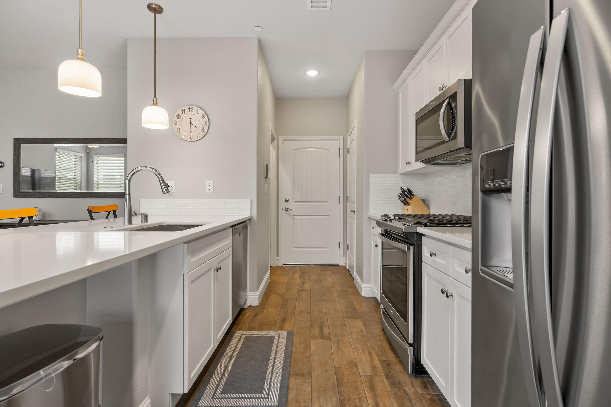 6212 E Bibi Dr, Fresno, CA 93727