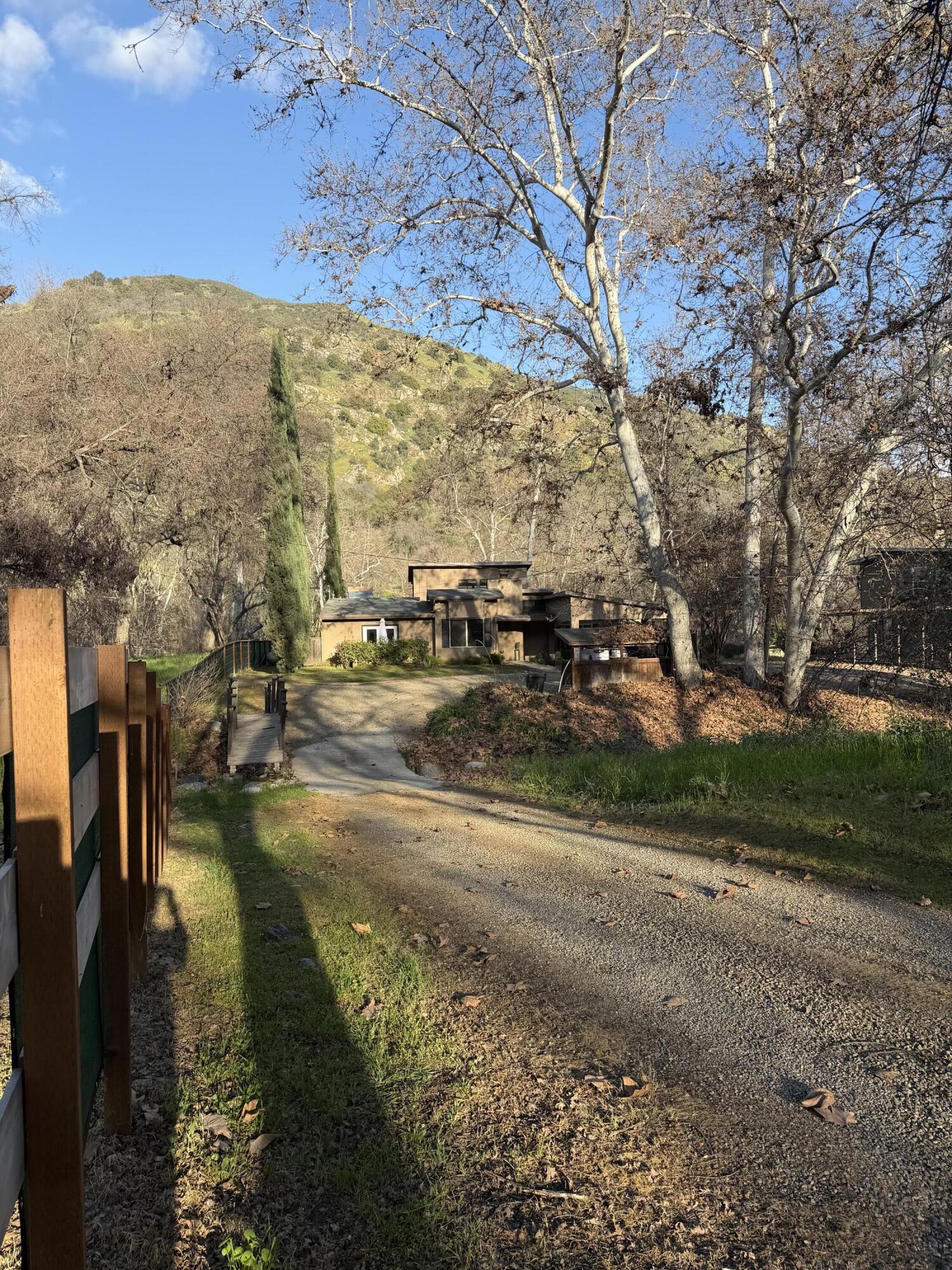 43788 Northfork Dr, Three Rivers, CA 93271