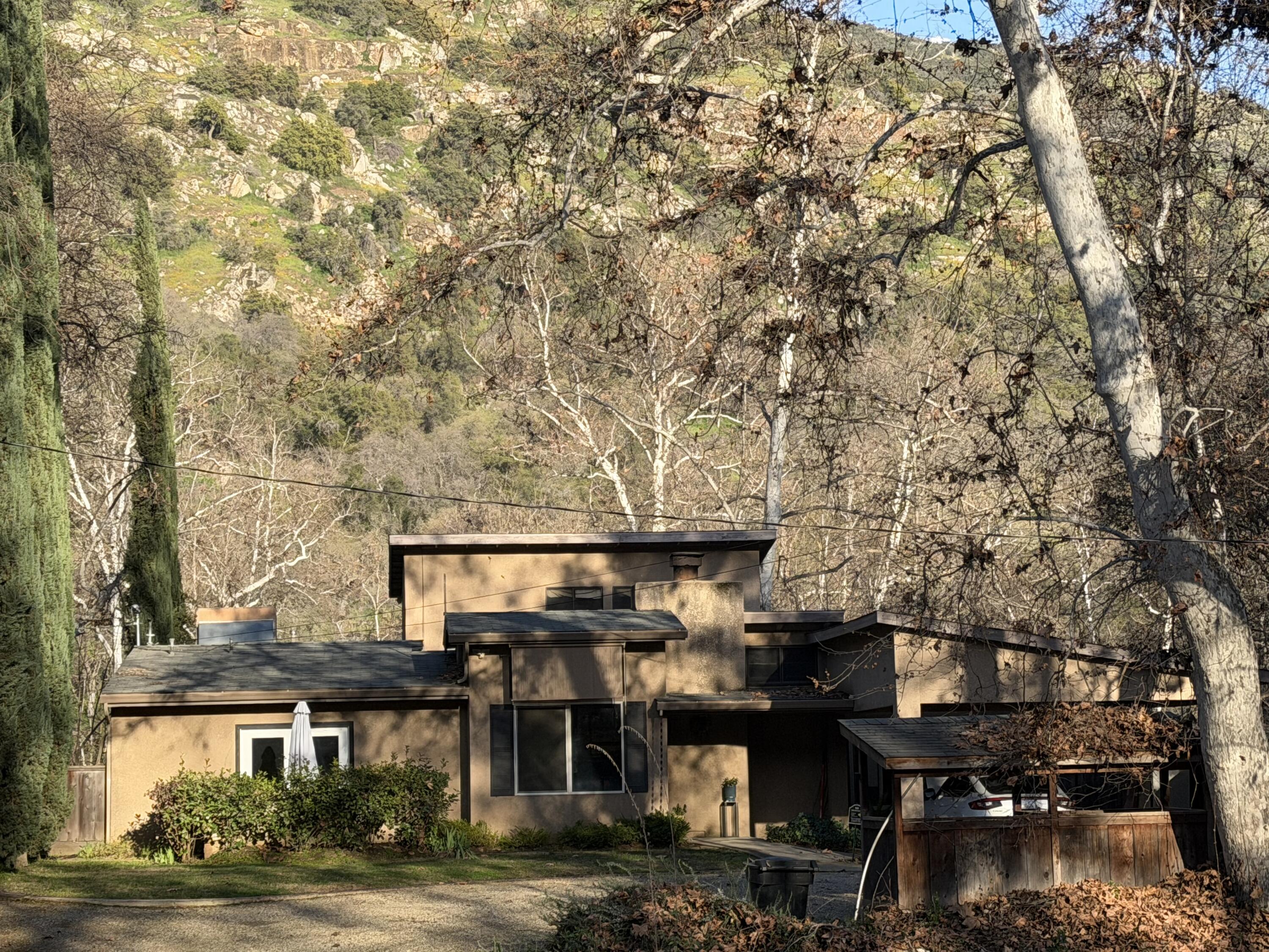 43788 Northfork Dr, Three Rivers, CA 93271