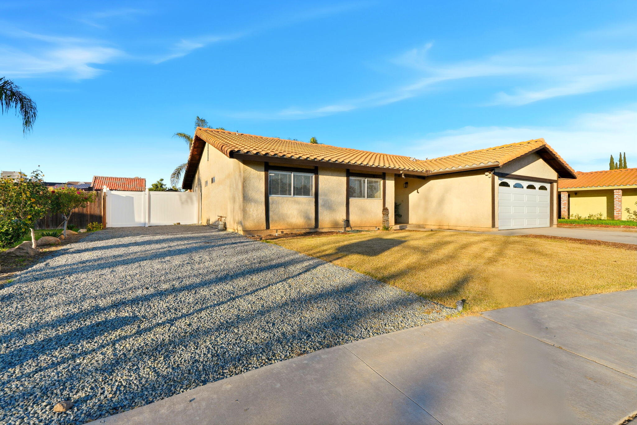 1690 Wall Ln, Porterville, CA 93257