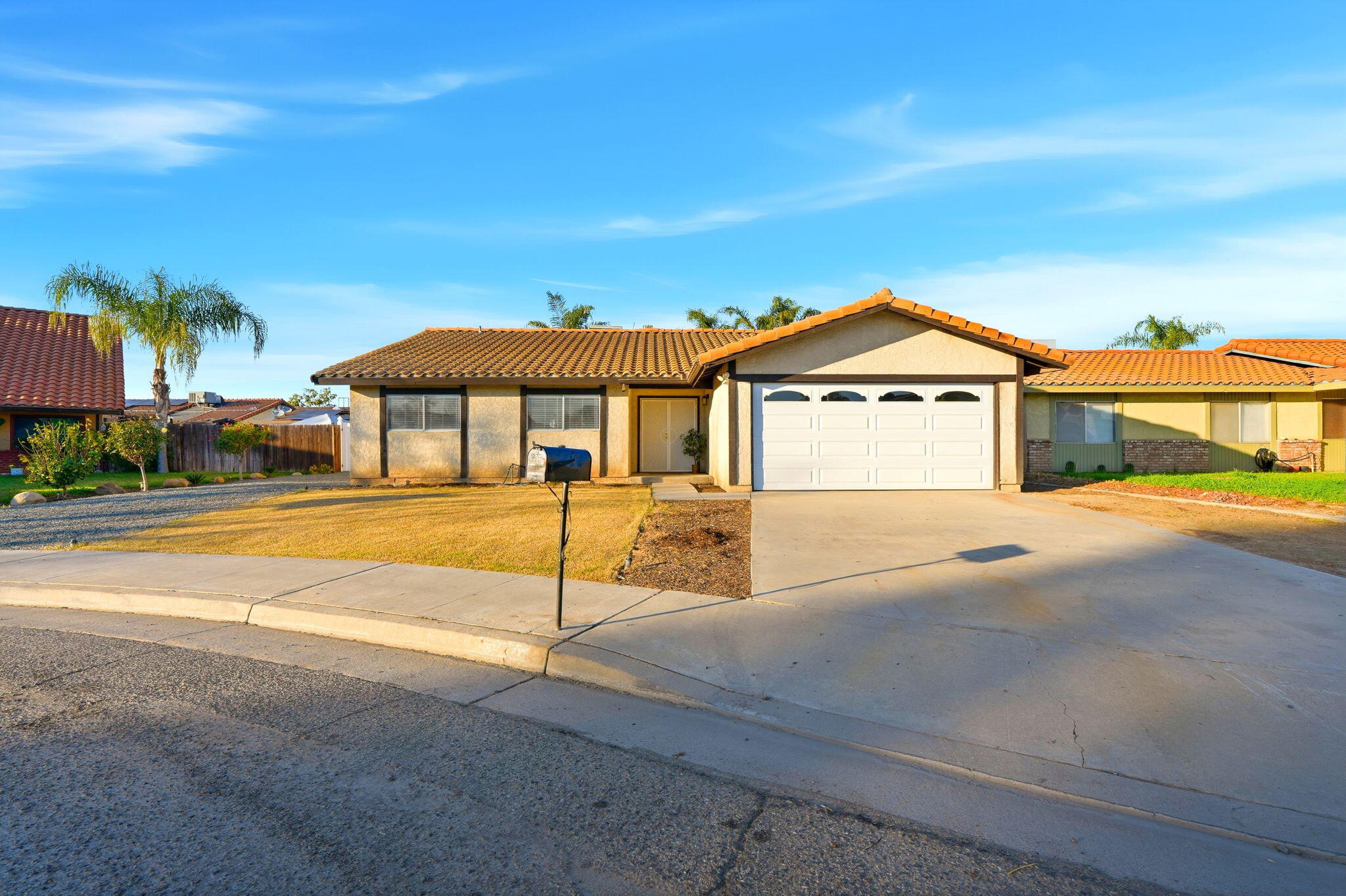 1690 Wall Ln, Porterville, CA 93257