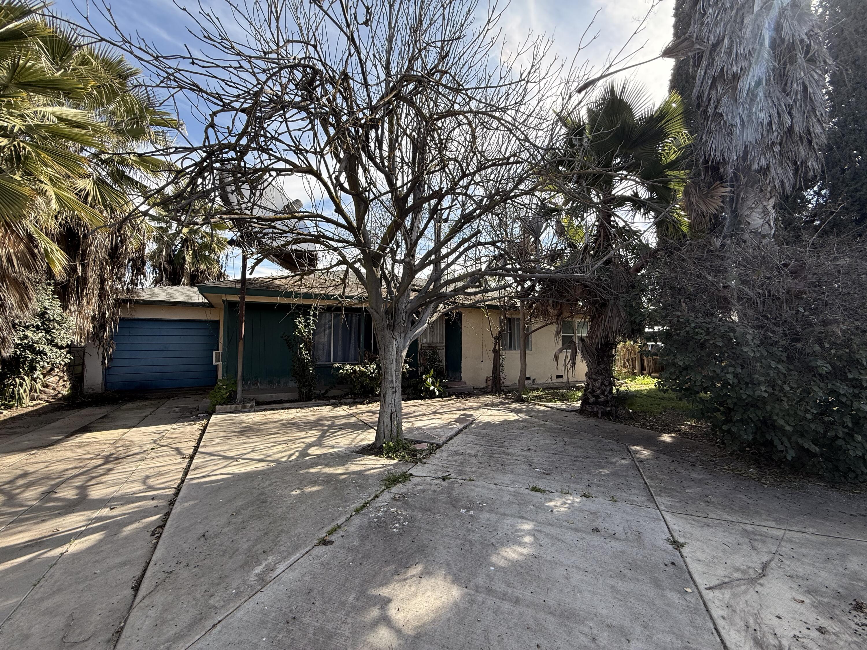 40284 Ralph Rd, Cutler, CA 93615