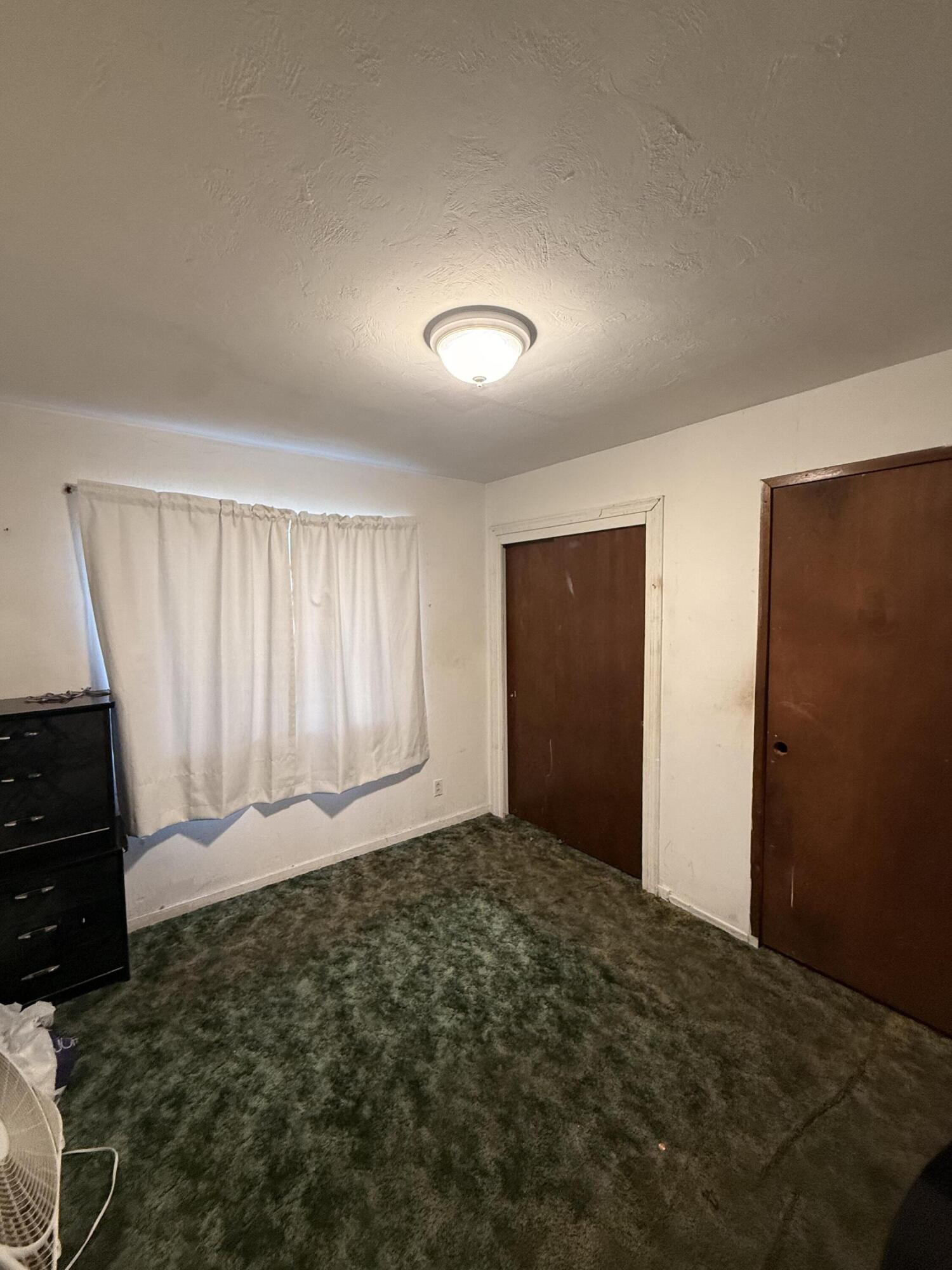 40284 Ralph Rd, Cutler, CA 93615