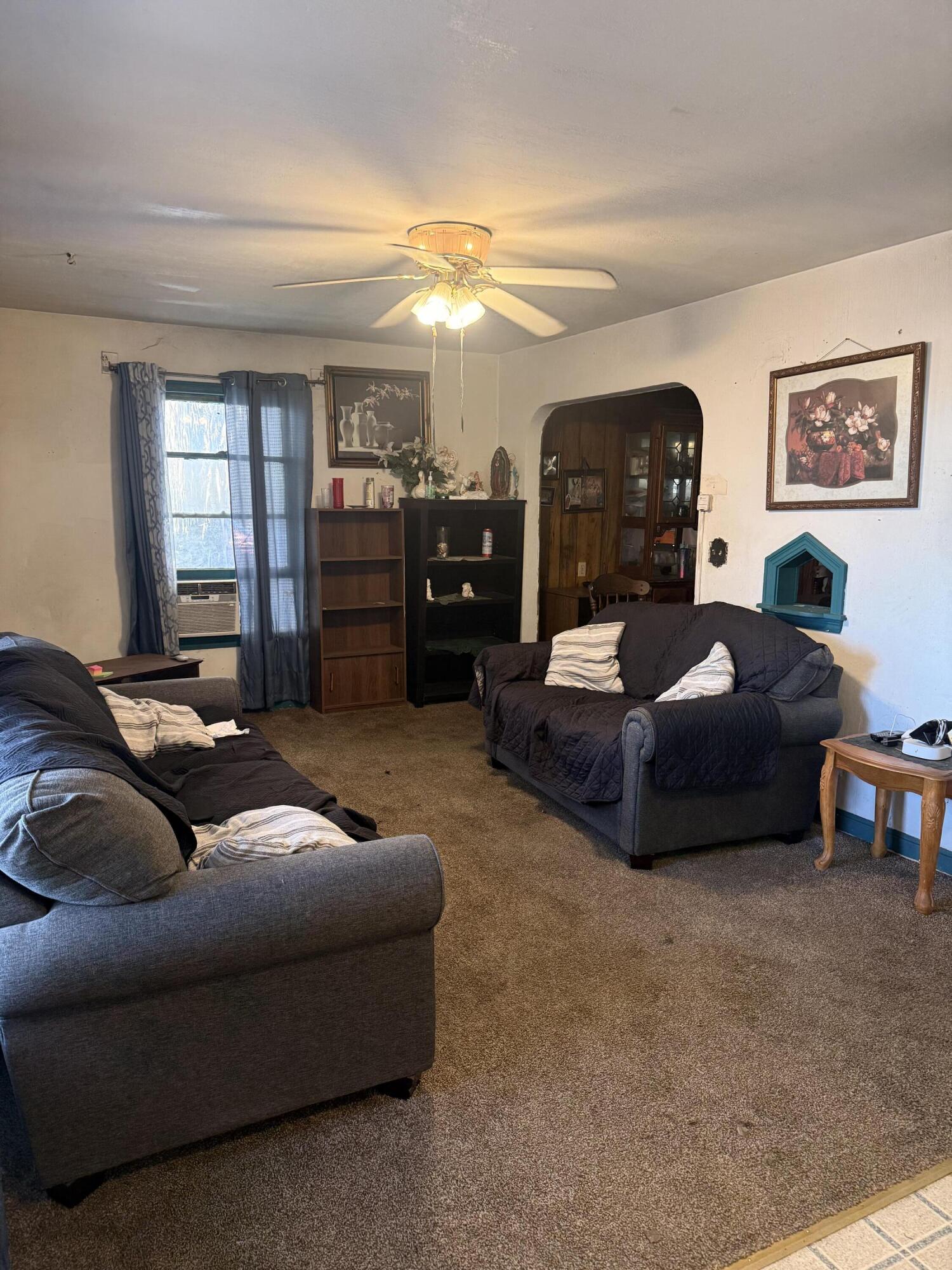 40284 Ralph Rd, Cutler, CA 93615