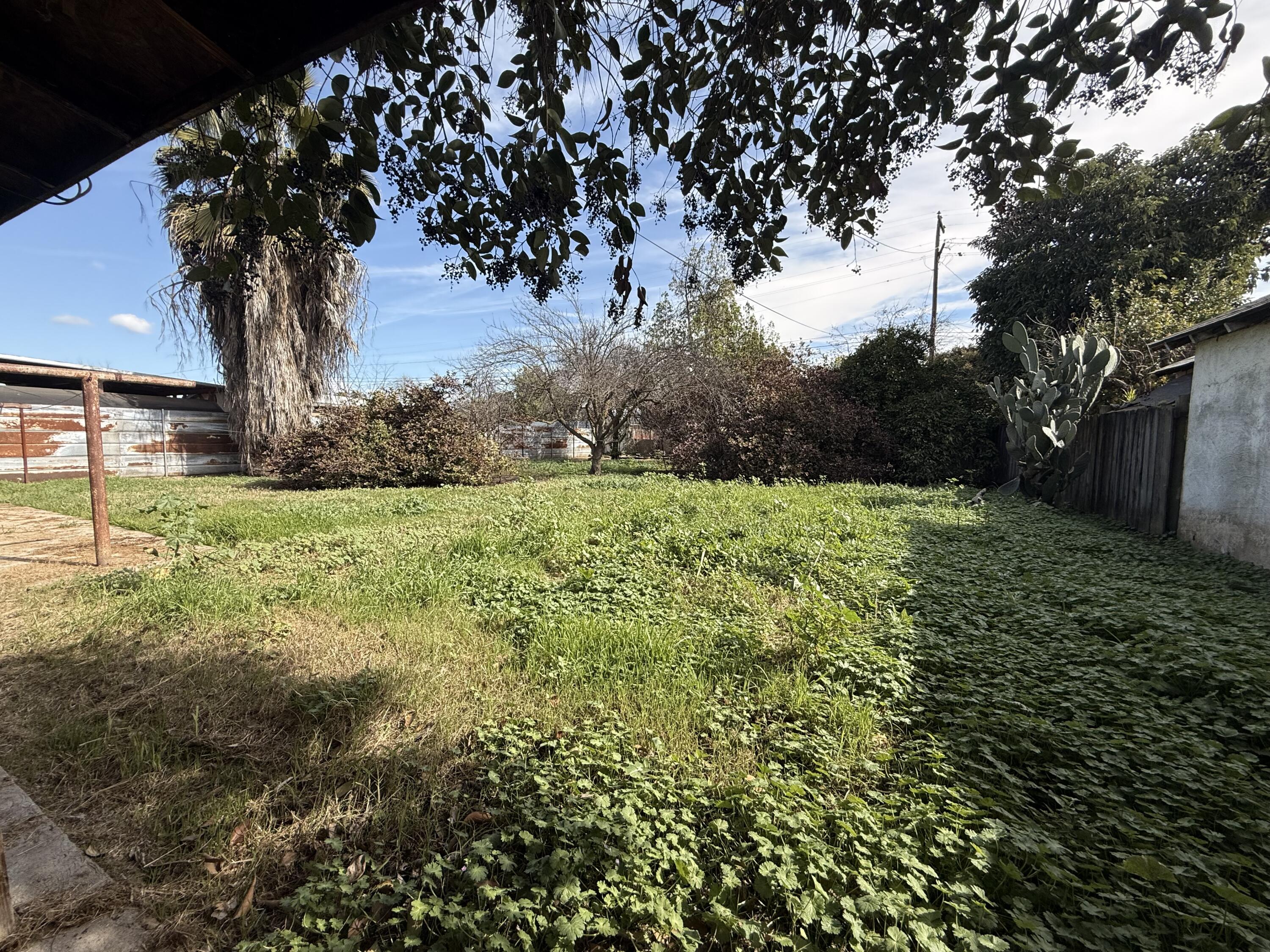 40284 Ralph Rd, Cutler, CA 93615