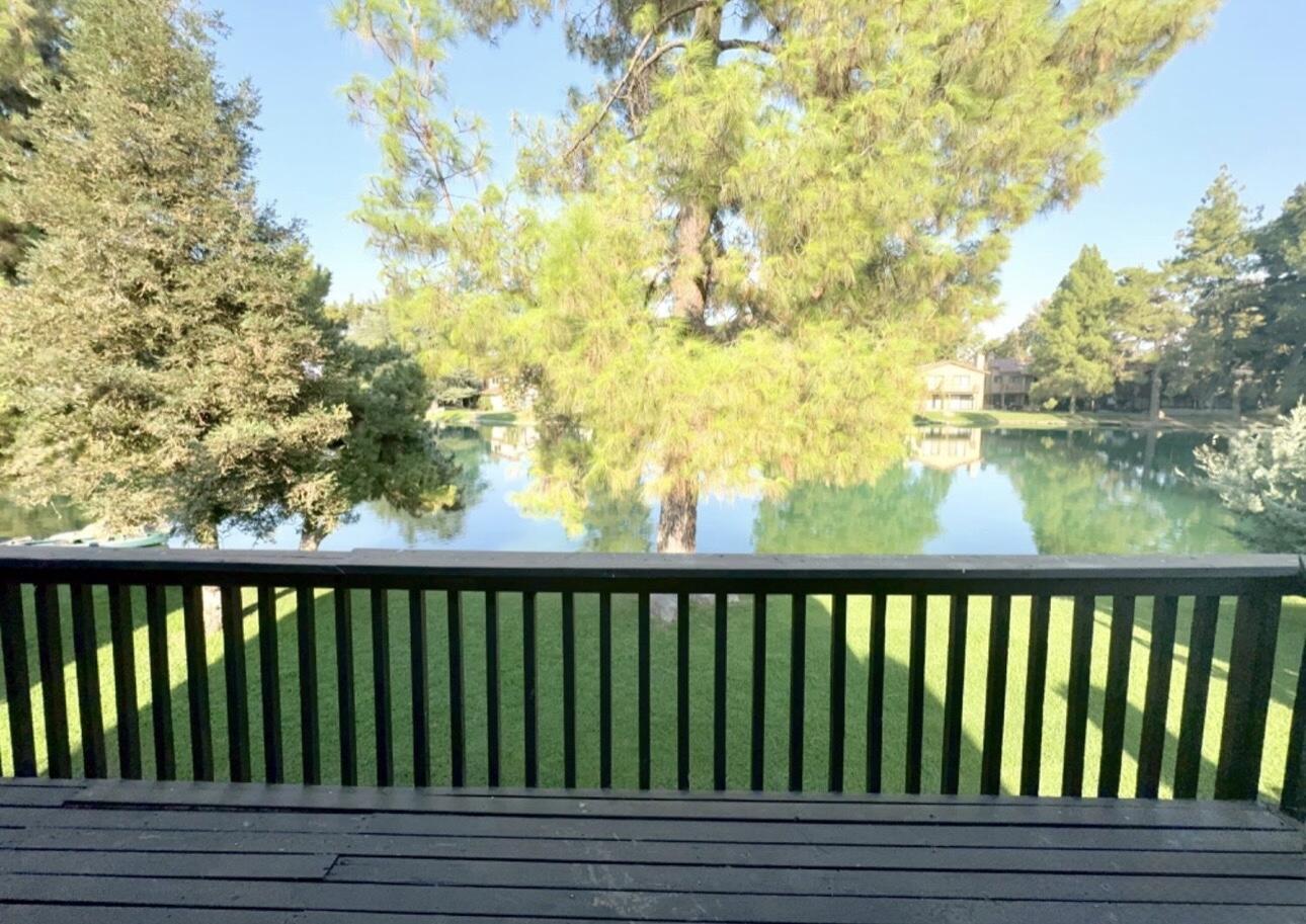 4136 Pinewood Lake Dr, Bakersfield, CA 93309