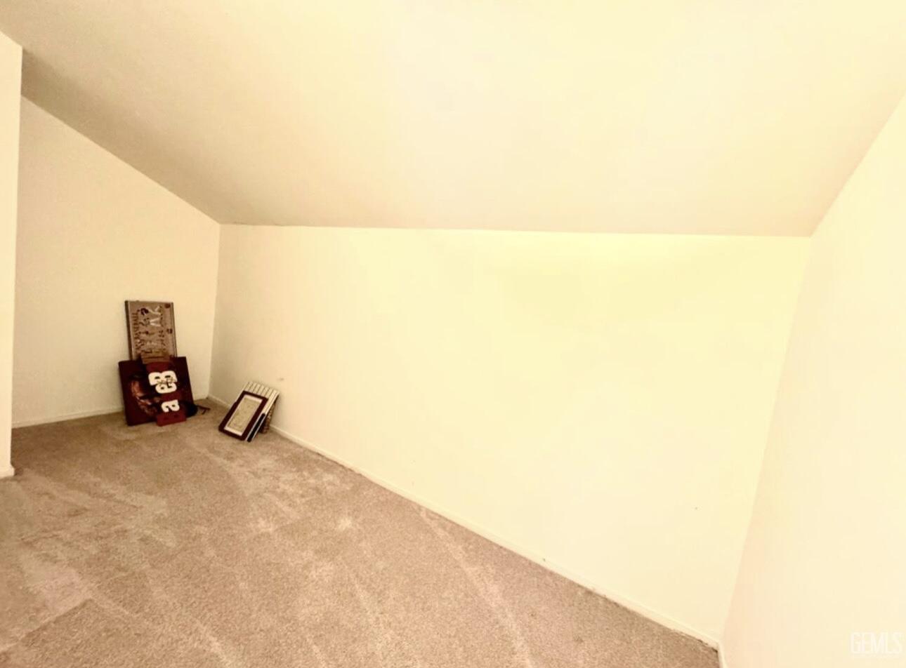 4136 Pinewood Lake Dr, Bakersfield, CA 93309