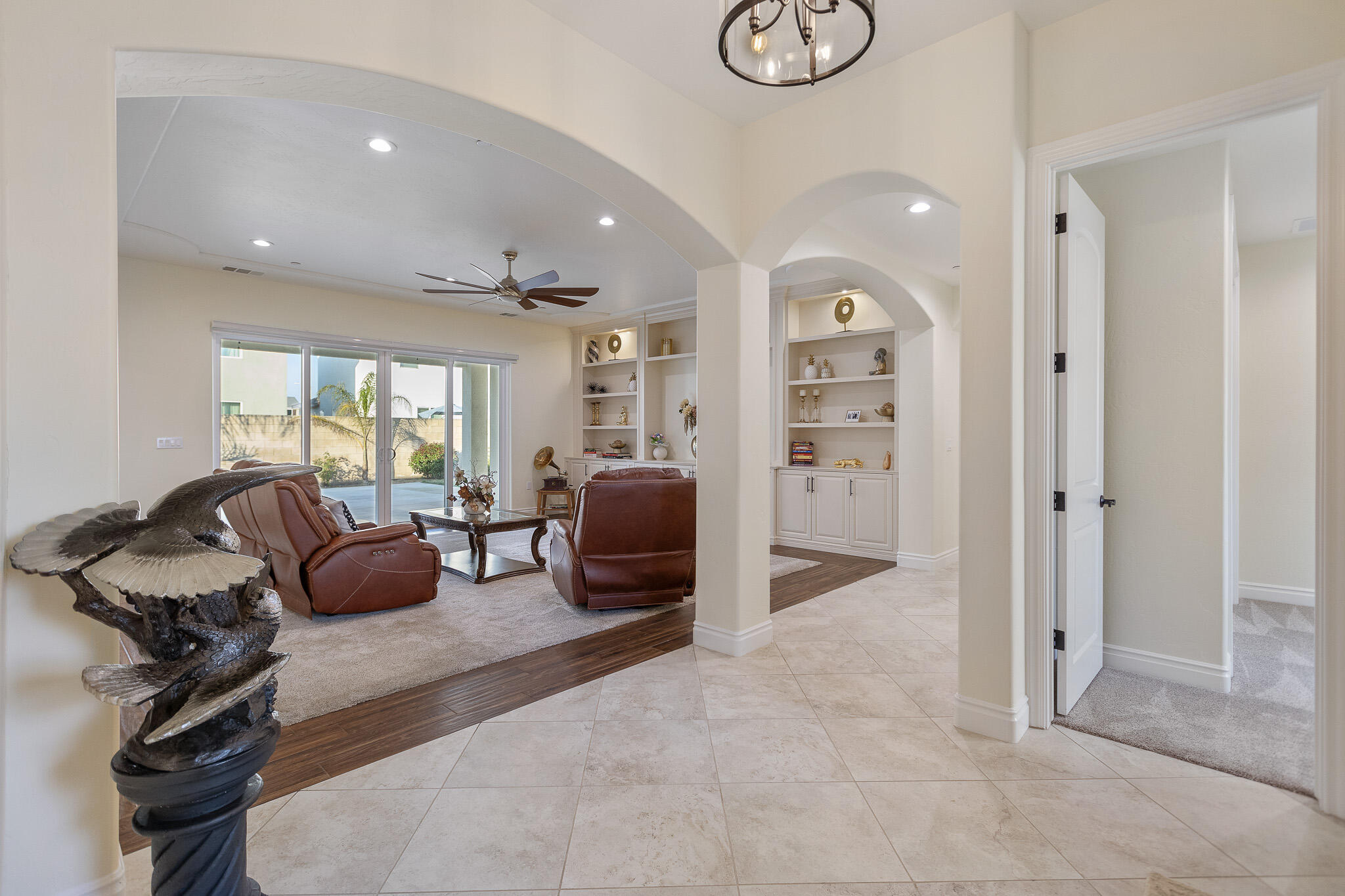 3108 E Beech Ct, Visalia, CA 93292