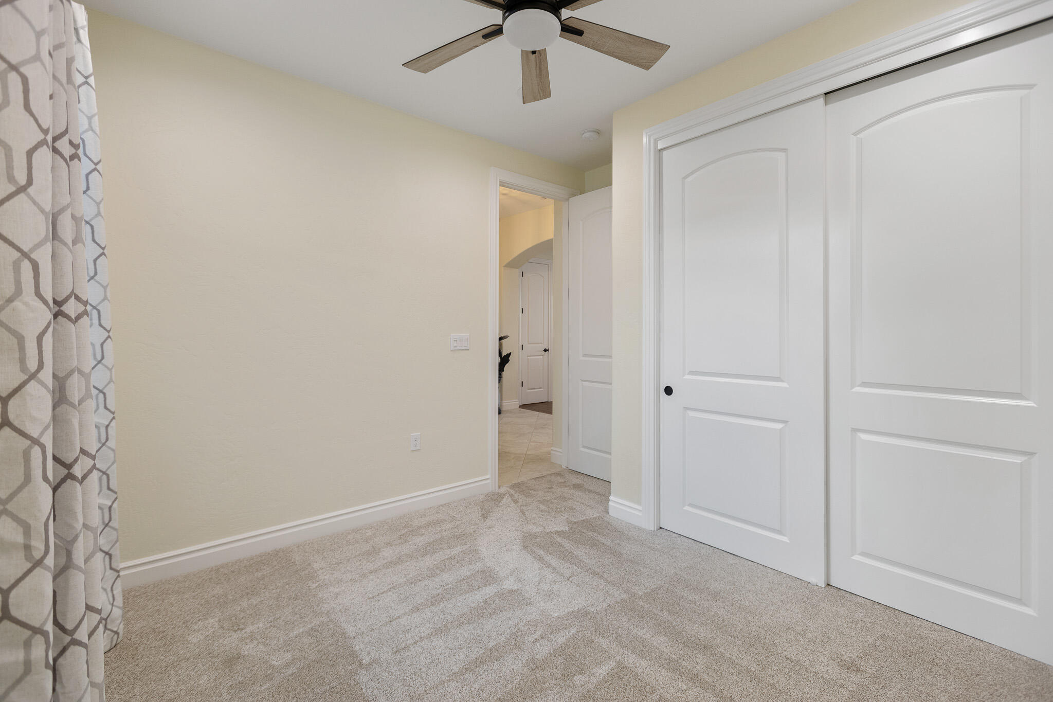 3108 E Beech Ct, Visalia, CA 93292