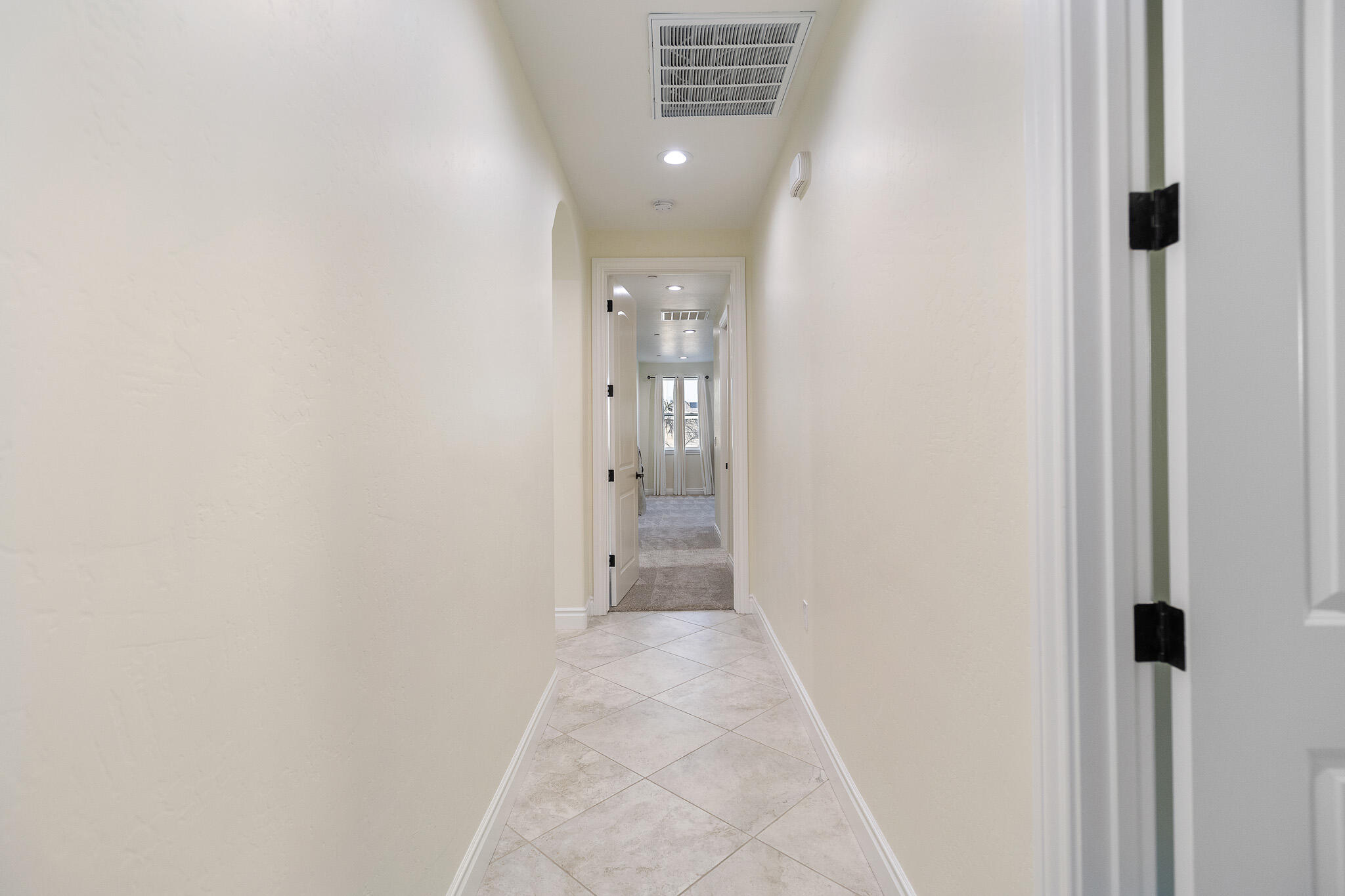 3108 E Beech Ct, Visalia, CA 93292