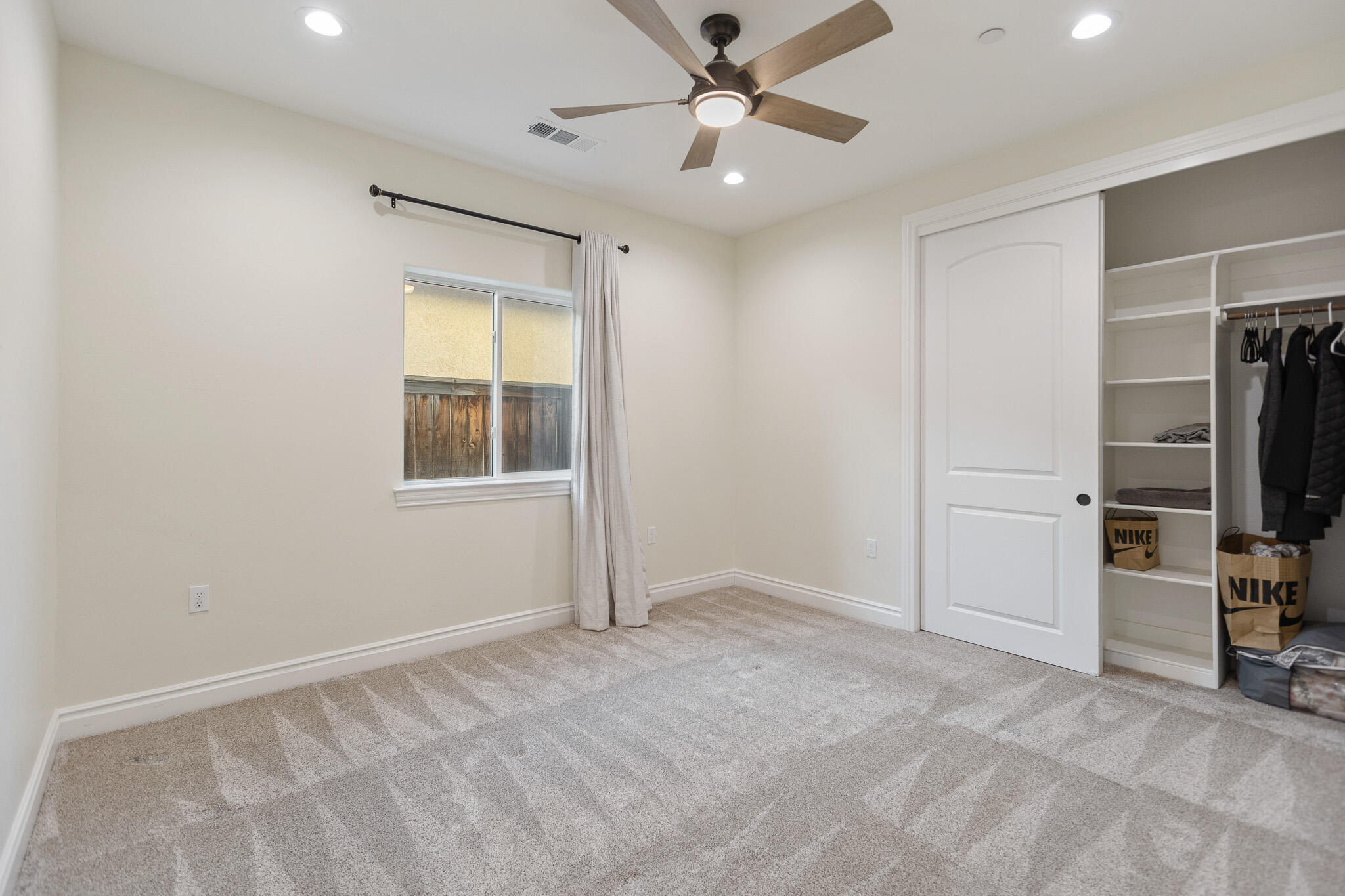 3108 E Beech Ct, Visalia, CA 93292