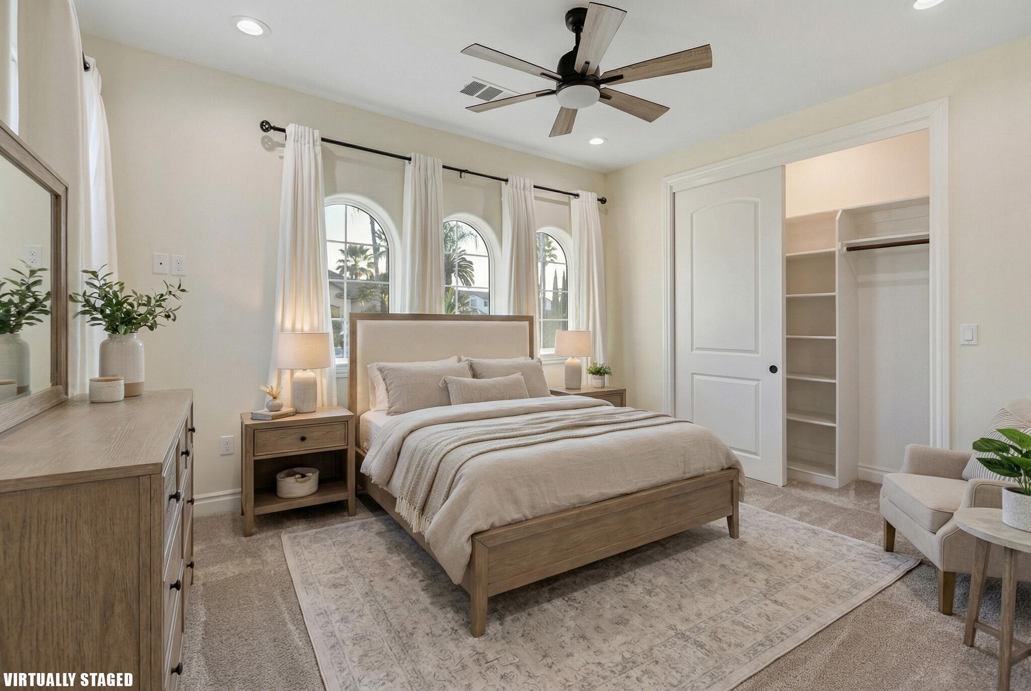 3108 E Beech Ct, Visalia, CA 93292