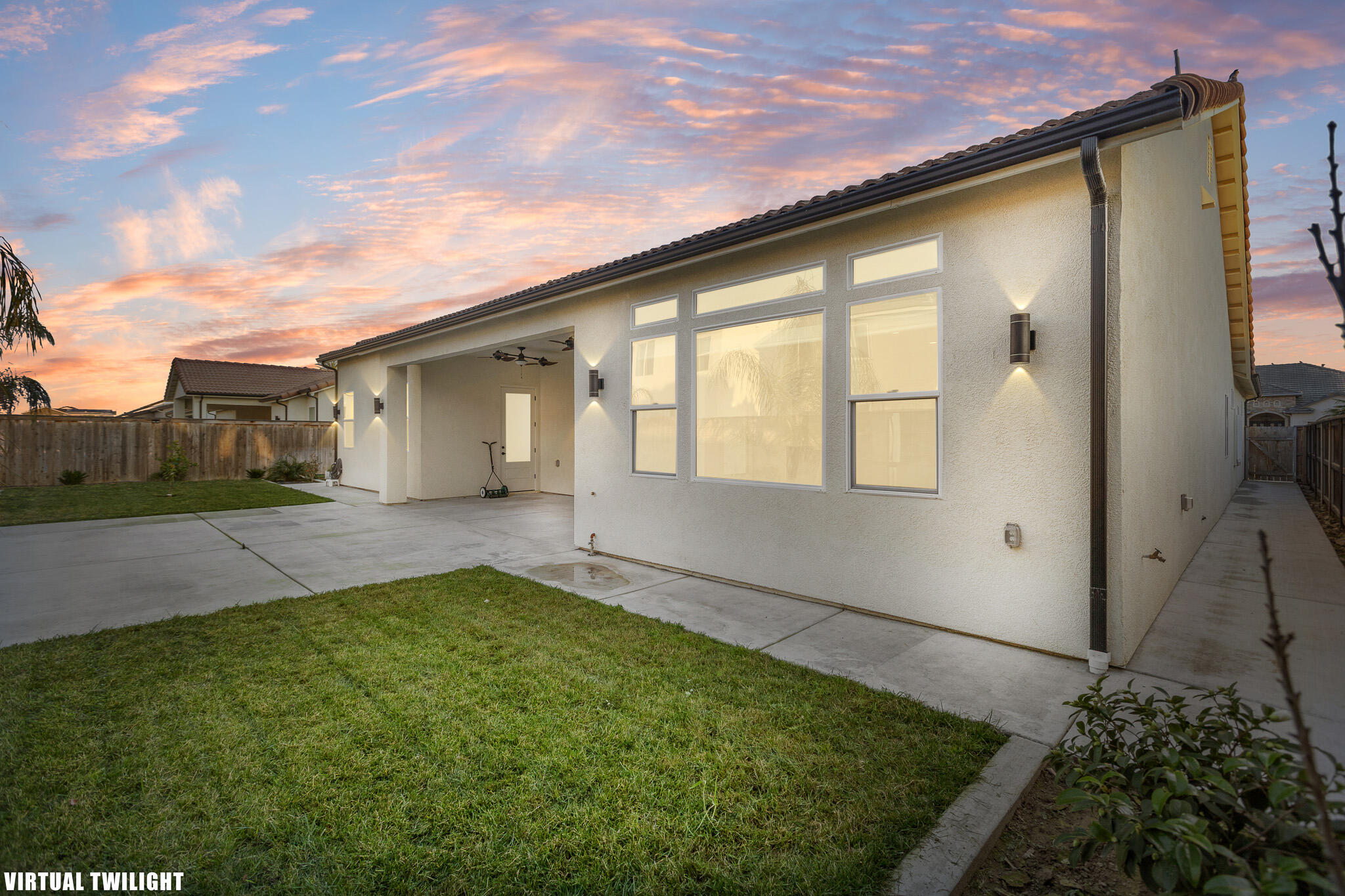 3108 E Beech Ct, Visalia, CA 93292