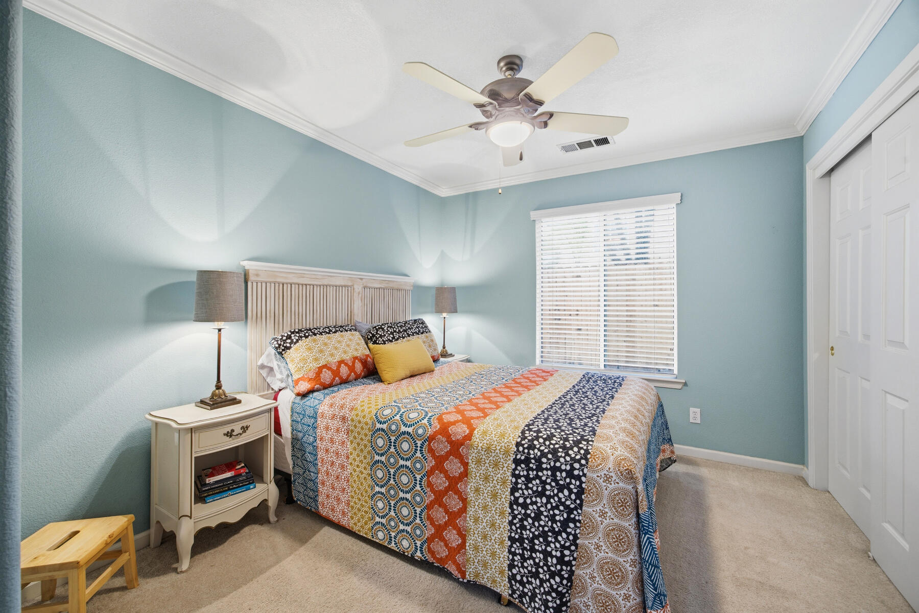 525 W Kimball Ave, Visalia, CA 93277