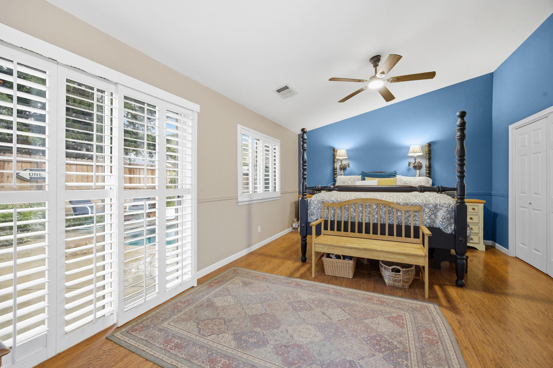 525 W Kimball Ave, Visalia, CA 93277