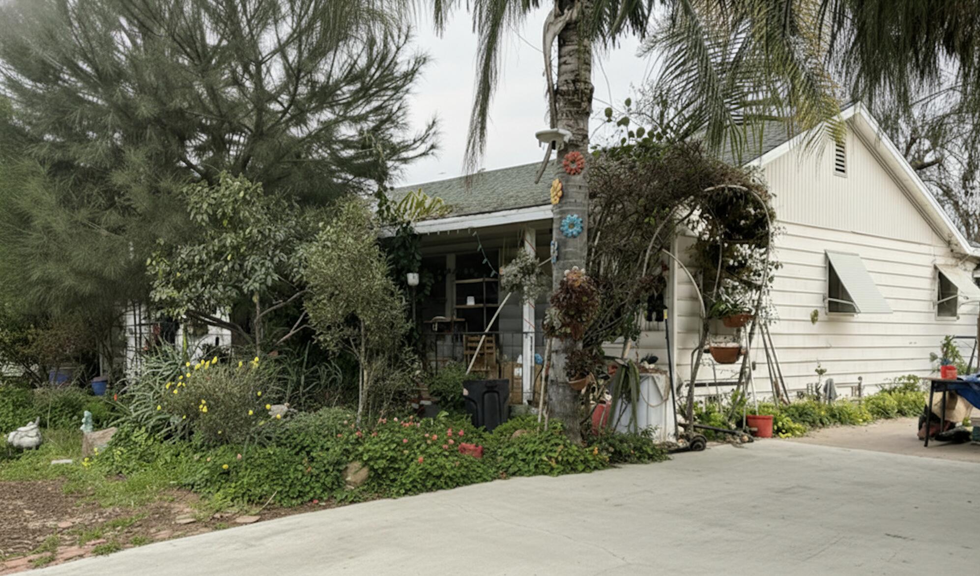 328 N N Conley St, Porterville, CA 93257