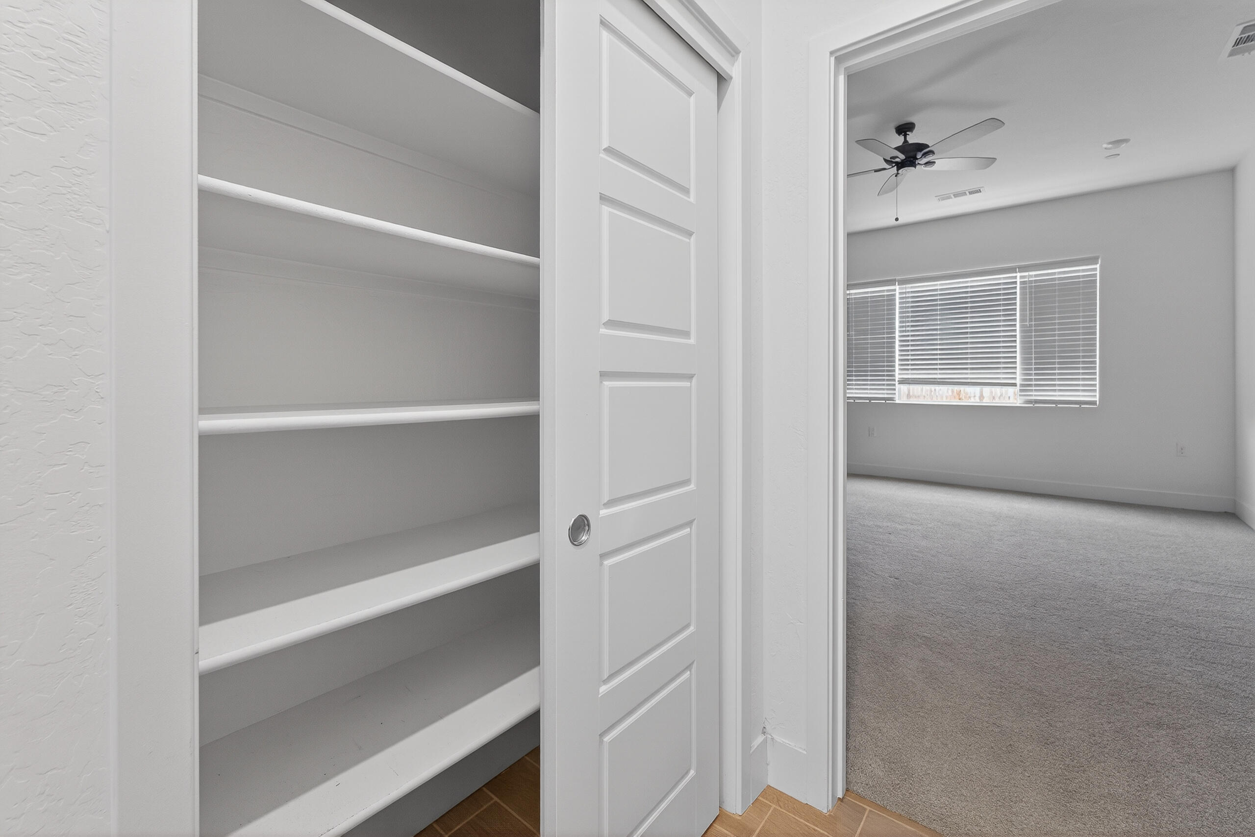 3735 N N Santa Fe St, Visalia, CA 93292