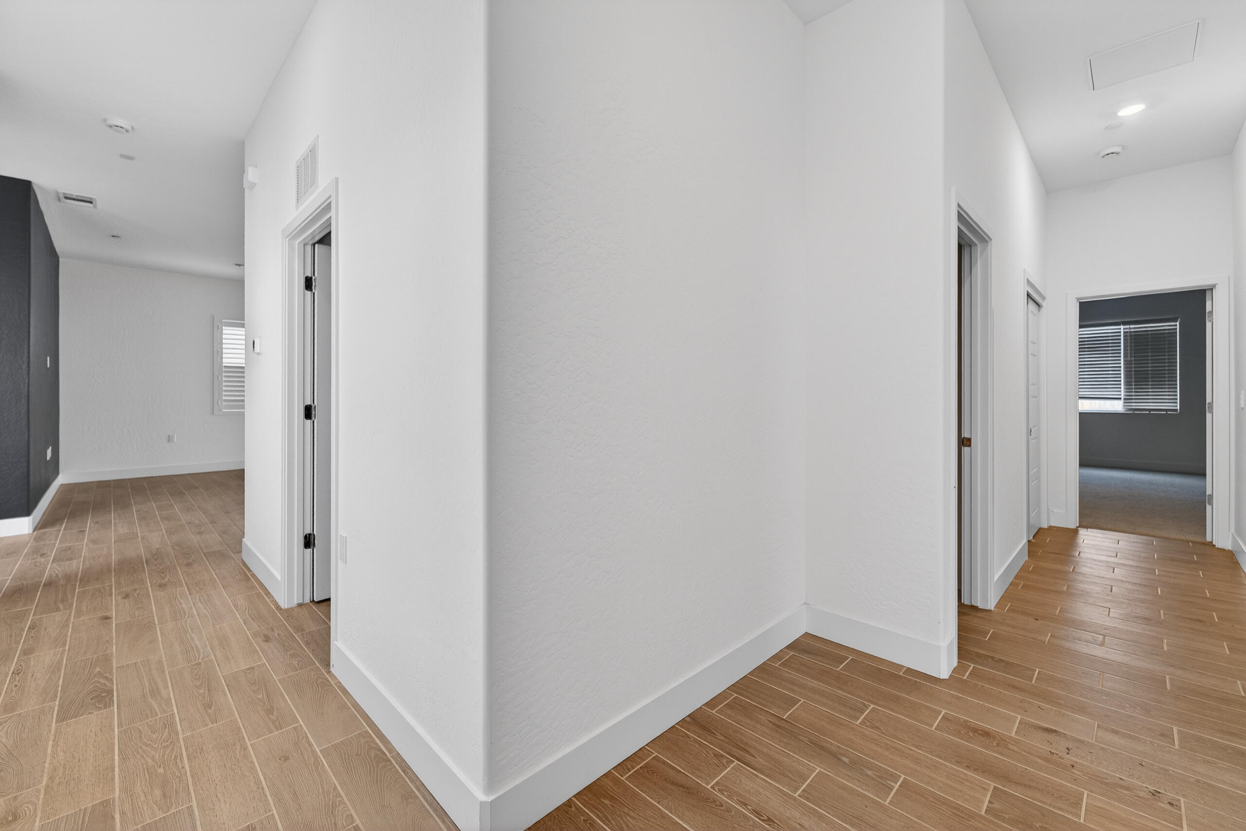 3735 N N Santa Fe St, Visalia, CA 93292