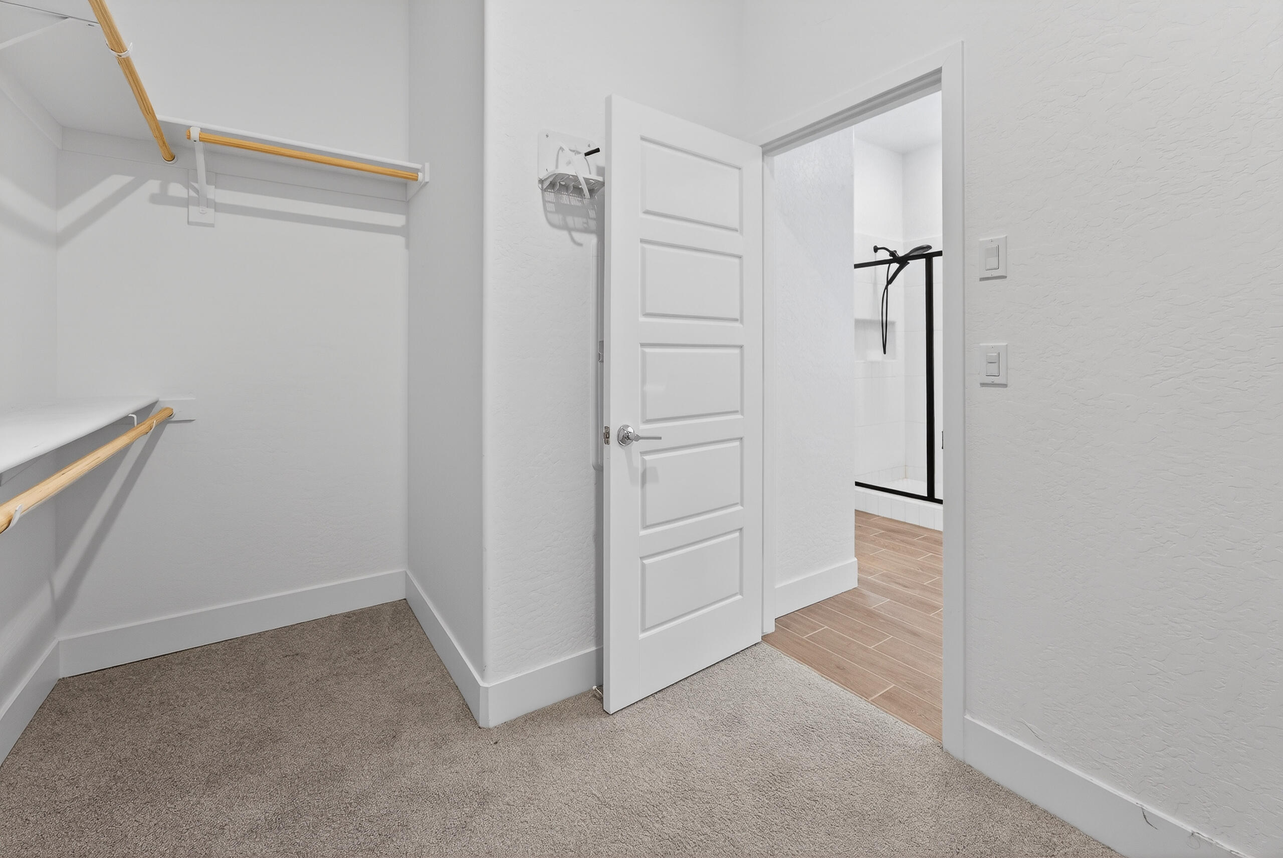 3735 N N Santa Fe St, Visalia, CA 93292