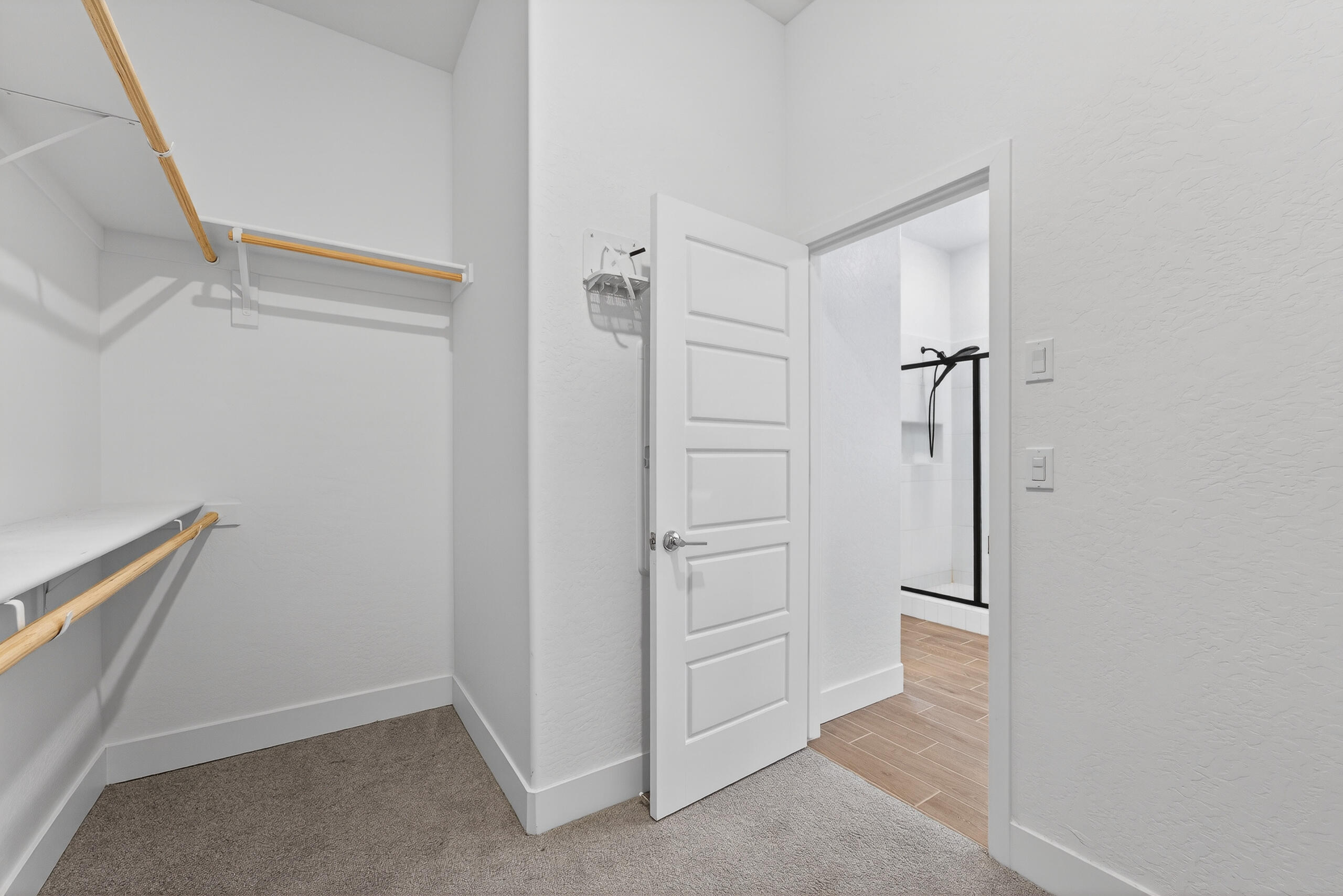 3735 N N Santa Fe St, Visalia, CA 93292