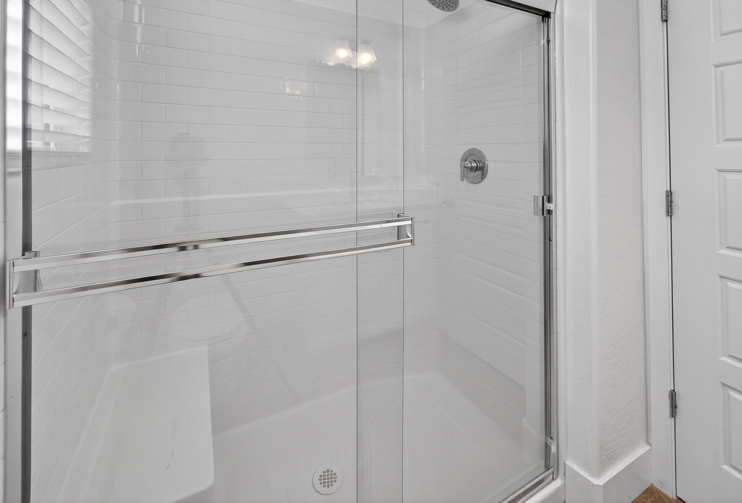 3735 N N Santa Fe St, Visalia, CA 93292