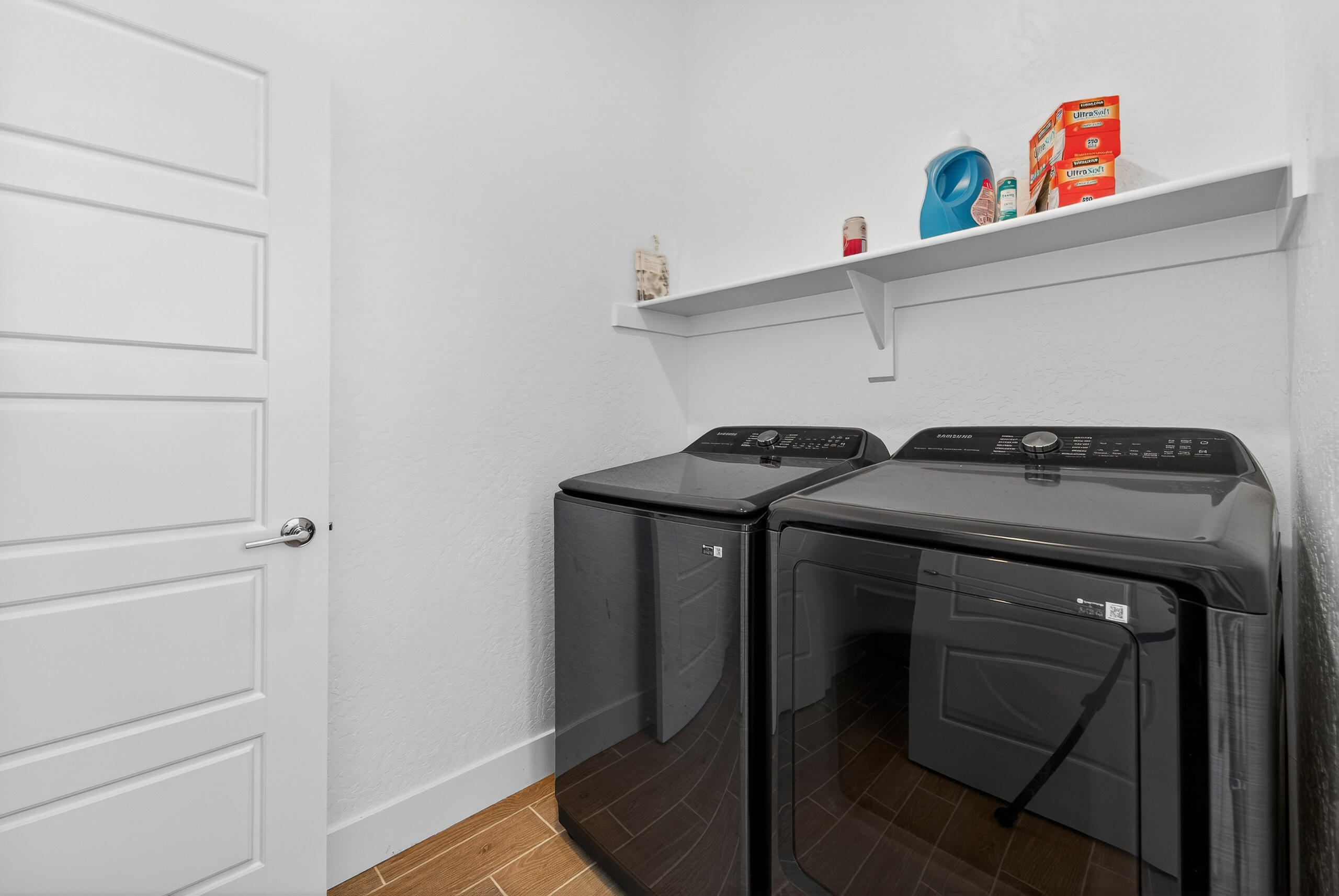 3735 N N Santa Fe St, Visalia, CA 93292