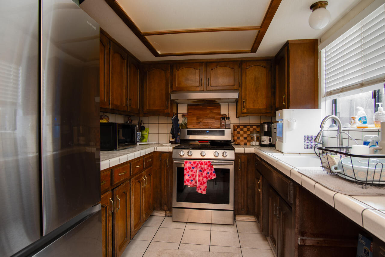 360 N N Capitola Ct #2, Porterville, CA 93257