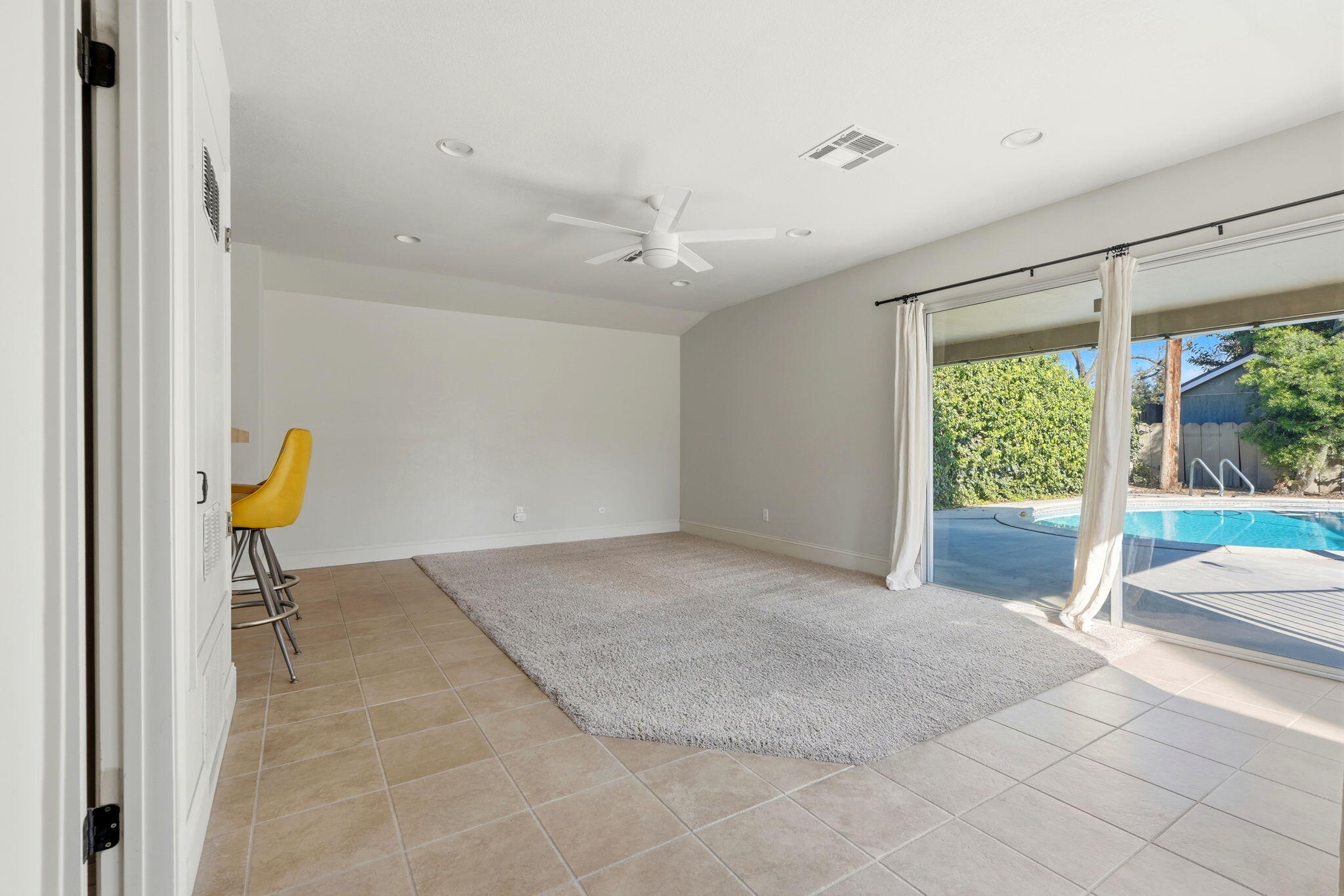 1708 W Myrtle Ave, Visalia, CA 93277