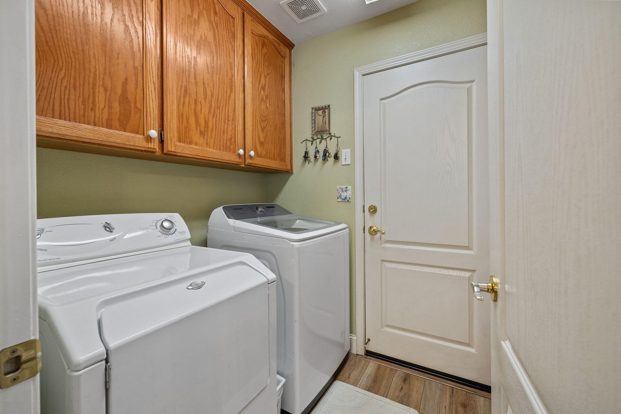 3536 S Lincoln, Visalia, CA 93277