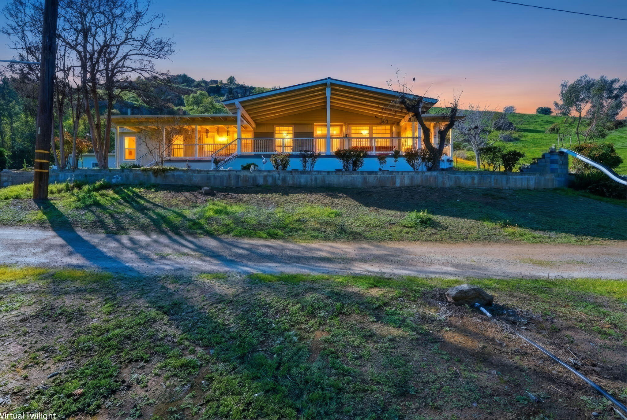 31967 Sierra Dr, Lemon Cove, CA 93244