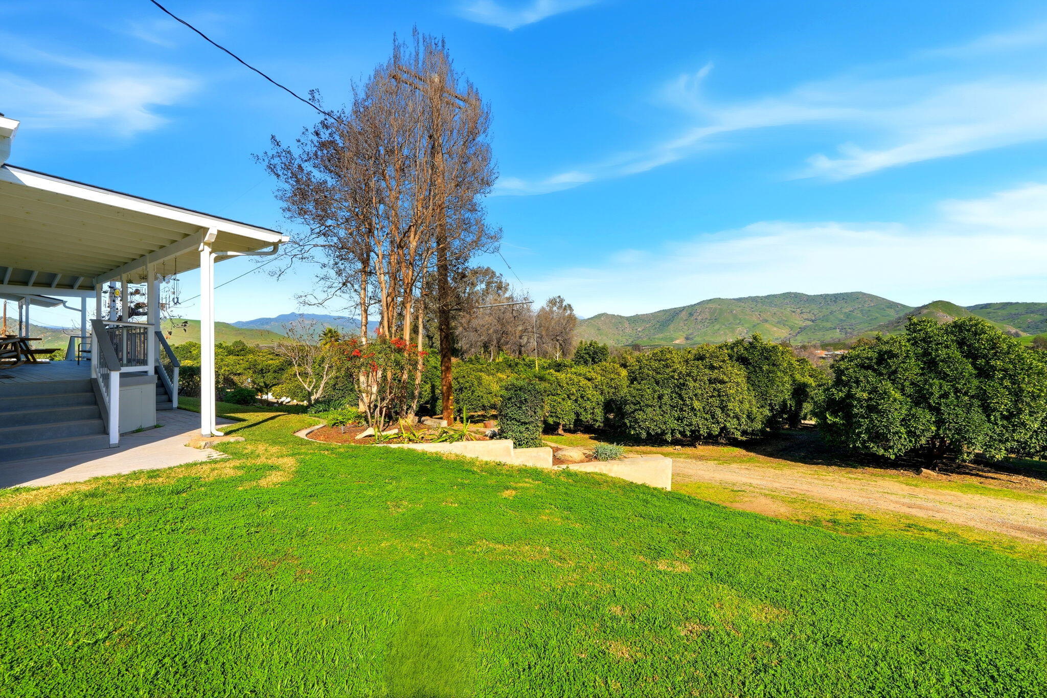 31967 Sierra Dr, Lemon Cove, CA 93244