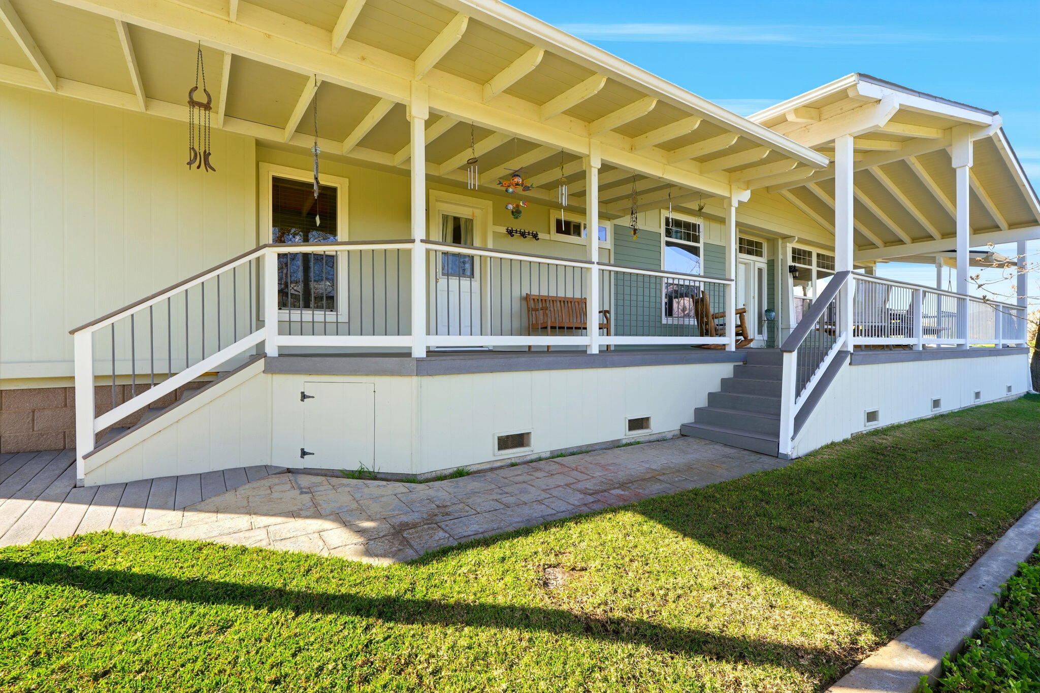 31967 Sierra Dr, Lemon Cove, CA 93244