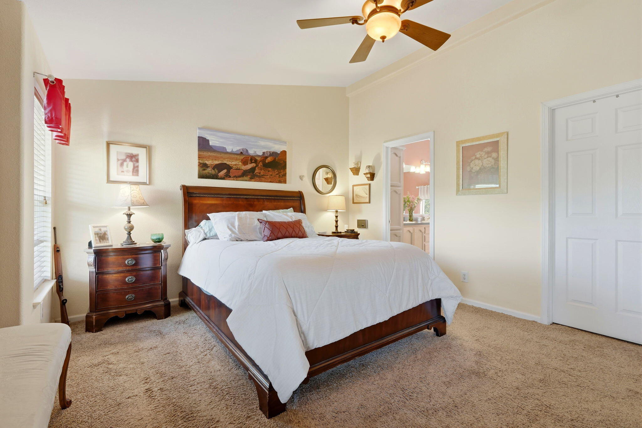 31967 Sierra Dr, Lemon Cove, CA 93244