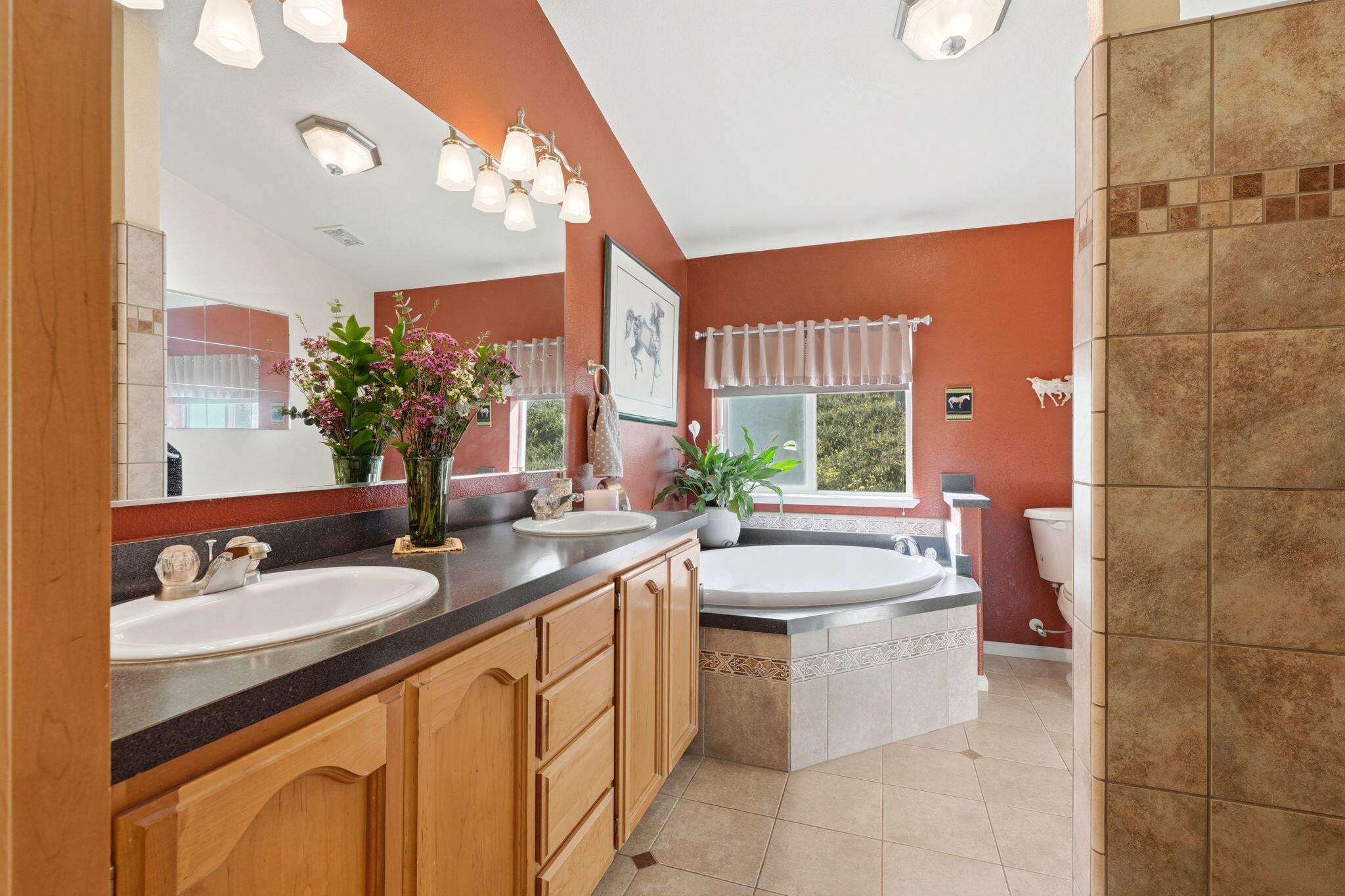 31967 Sierra Dr, Lemon Cove, CA 93244