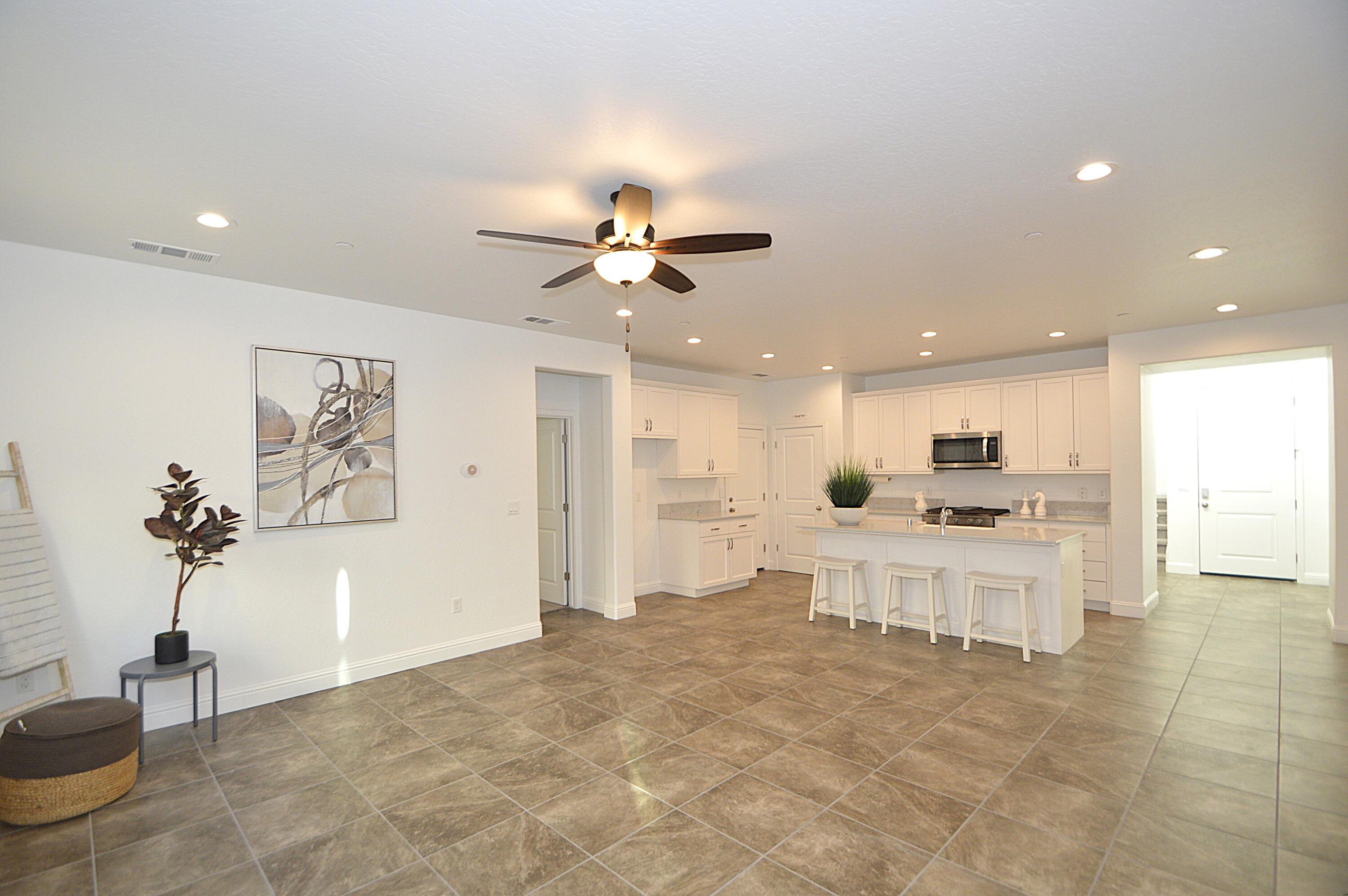 3412 W Venice Ave, Visalia, CA 93277