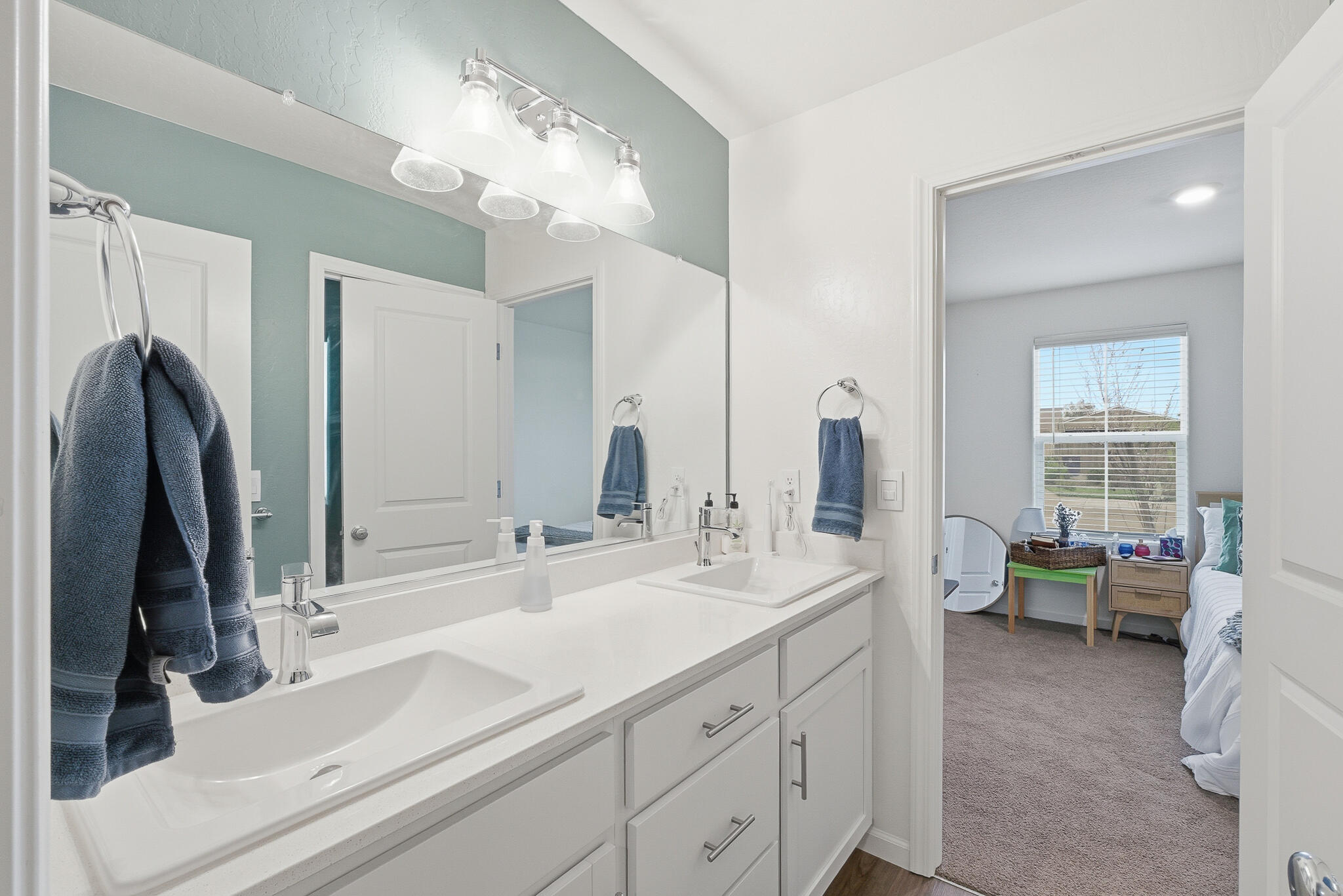 2340 Beth Page Ave, Tulare, CA 93274