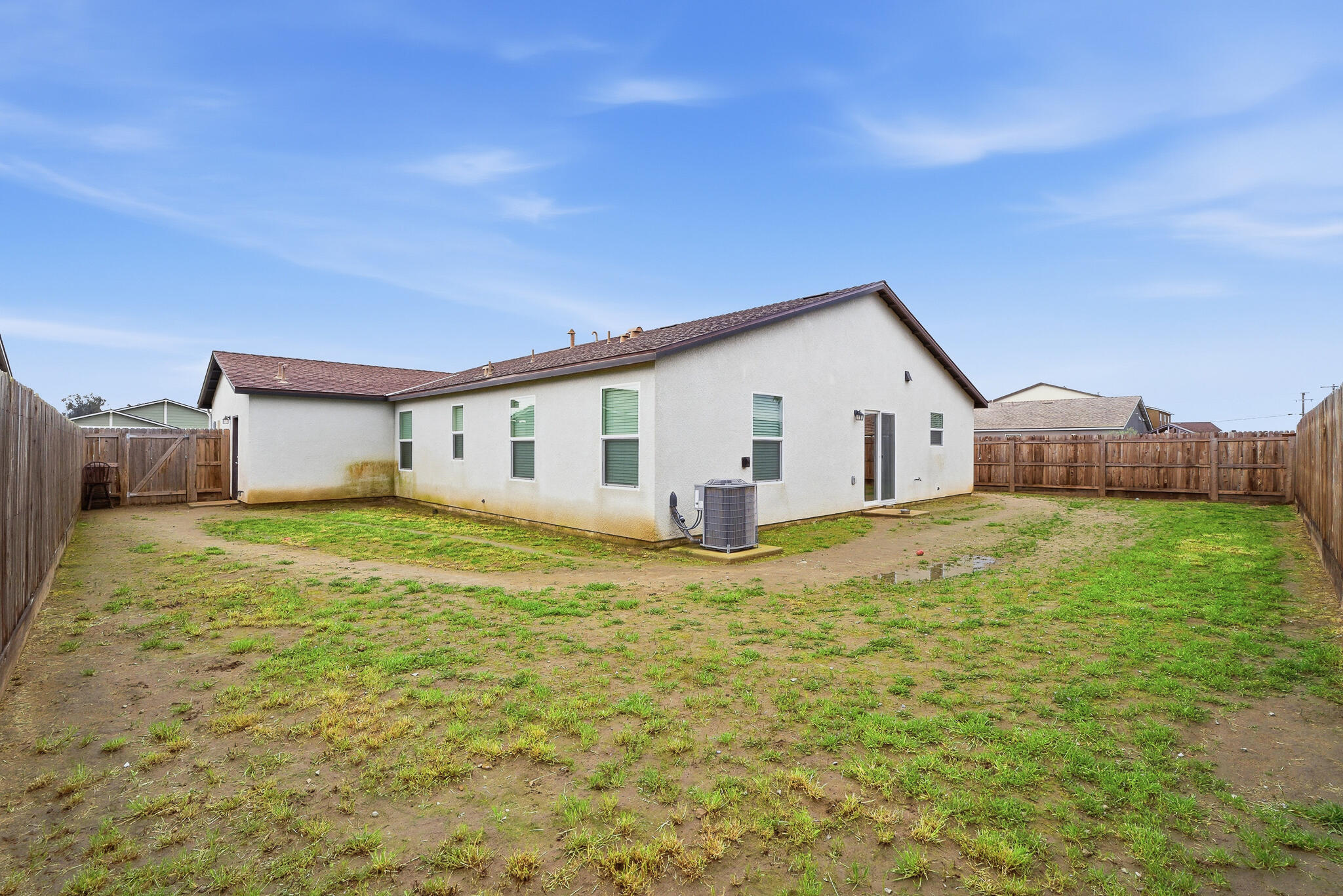 2340 Beth Page Ave, Tulare, CA 93274