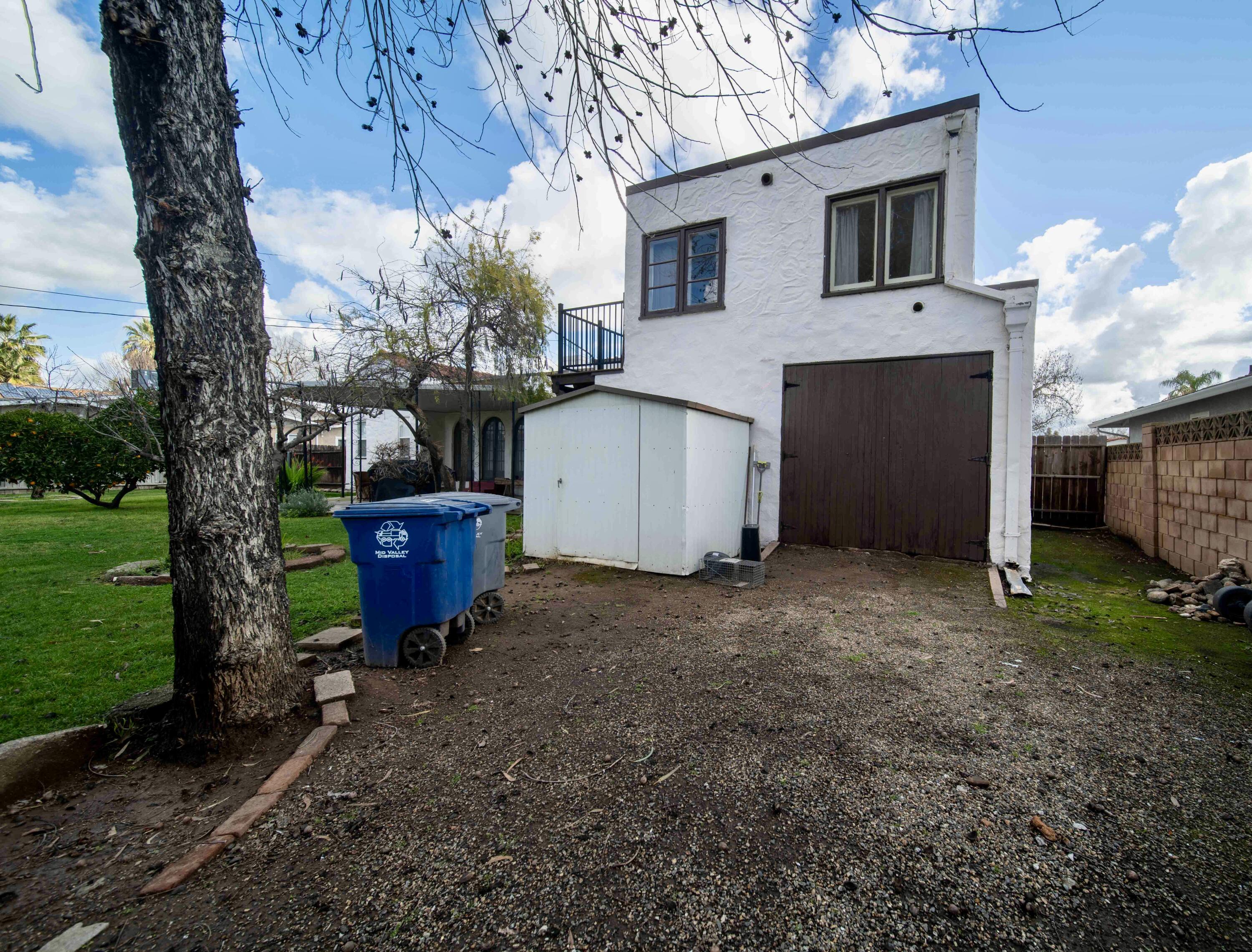 175 S Lindero, Lindsay, CA 93247