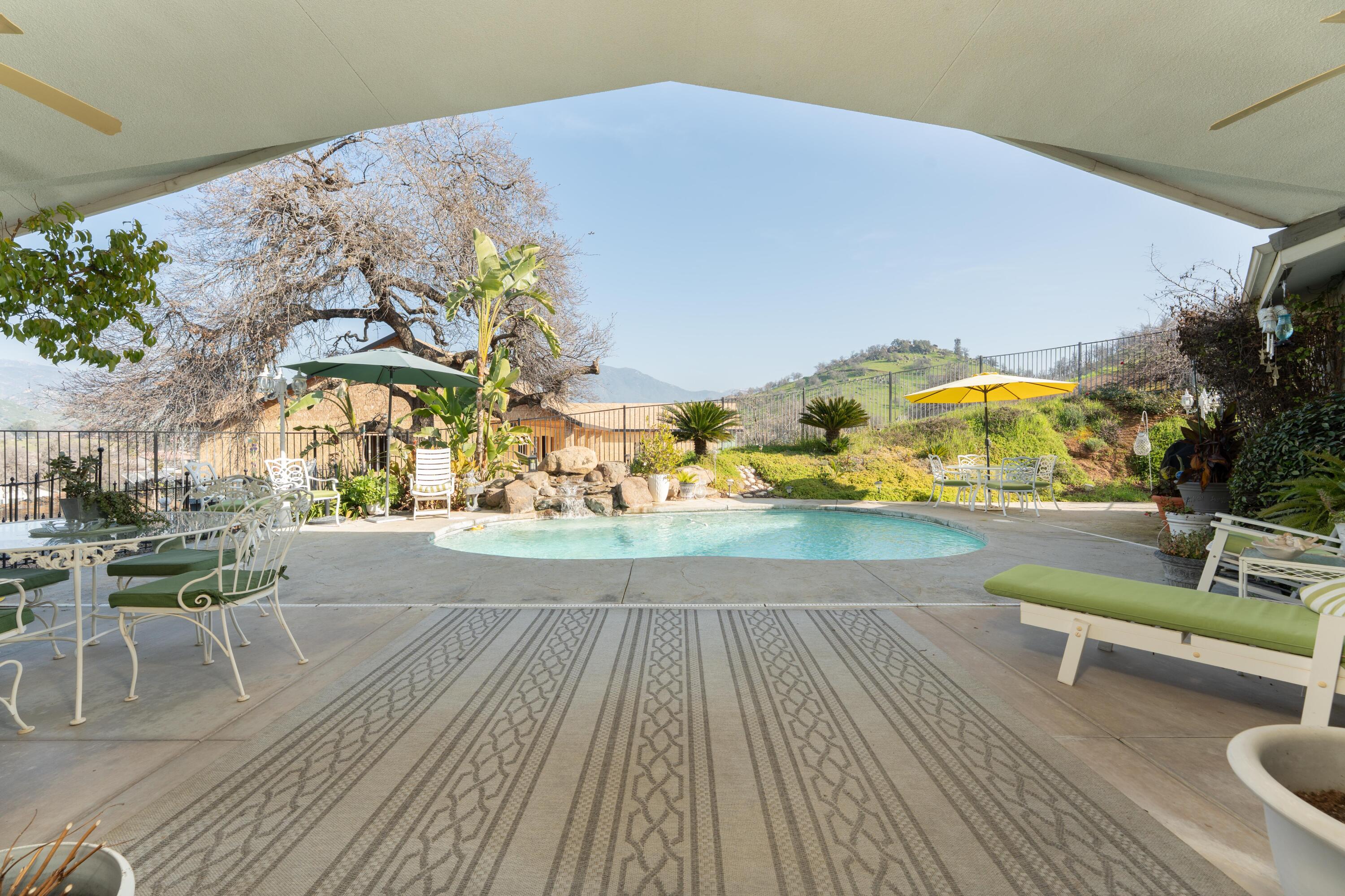 16404 Wardlaw, Springville, CA 93265